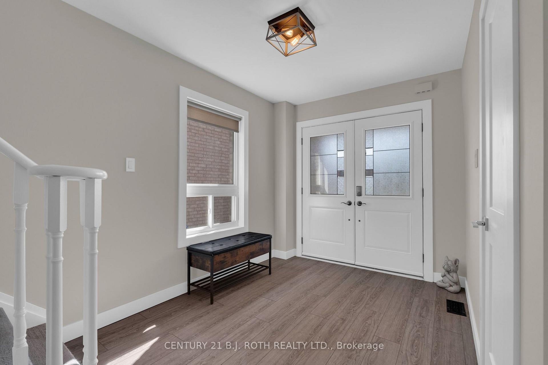 Photo 4 of 168 Cunningham Drive, Barrie, Ardagh — HOMEH