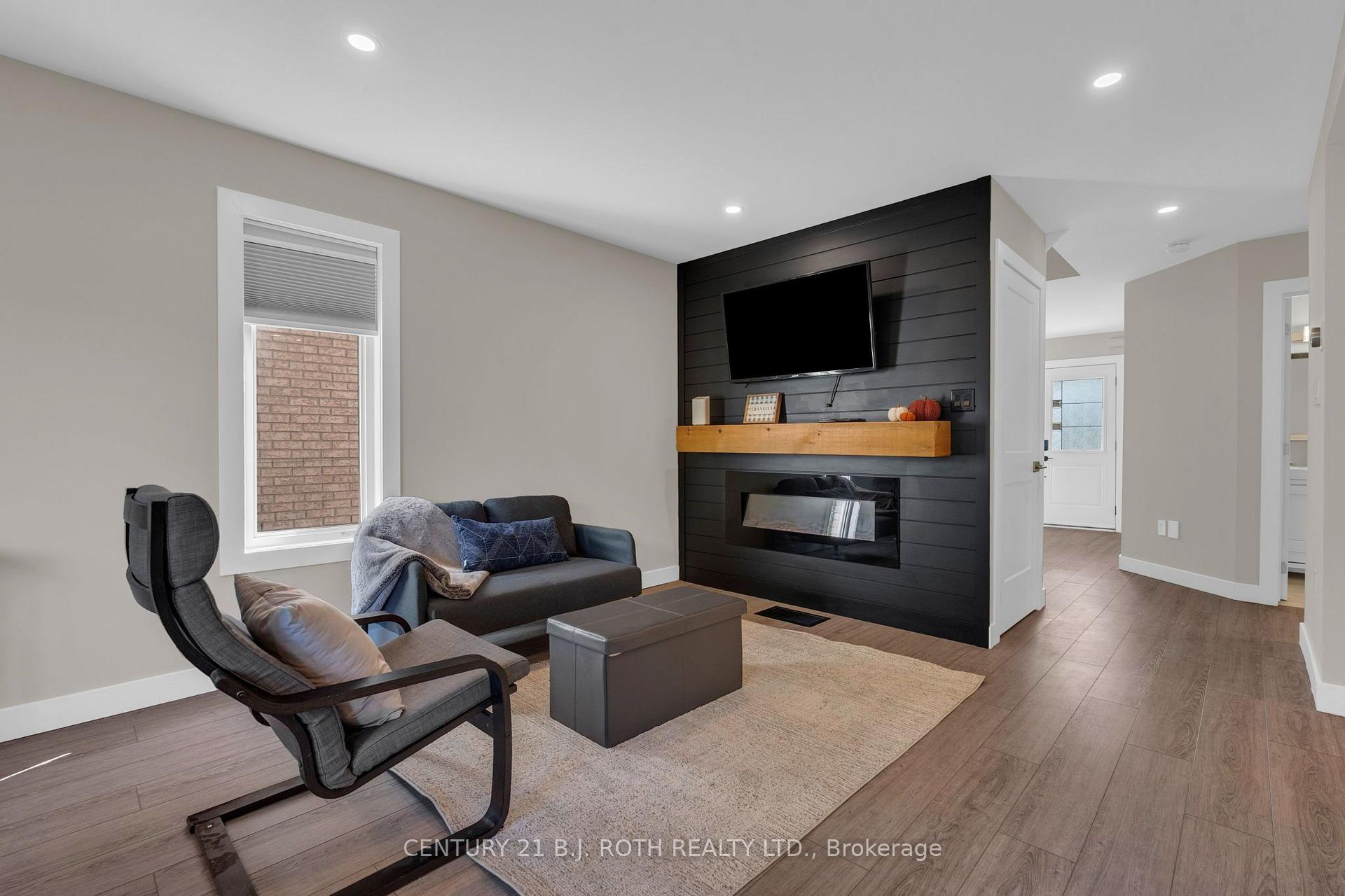Photo 14 of 168 Cunningham Drive, Barrie, Ardagh — HOMEH