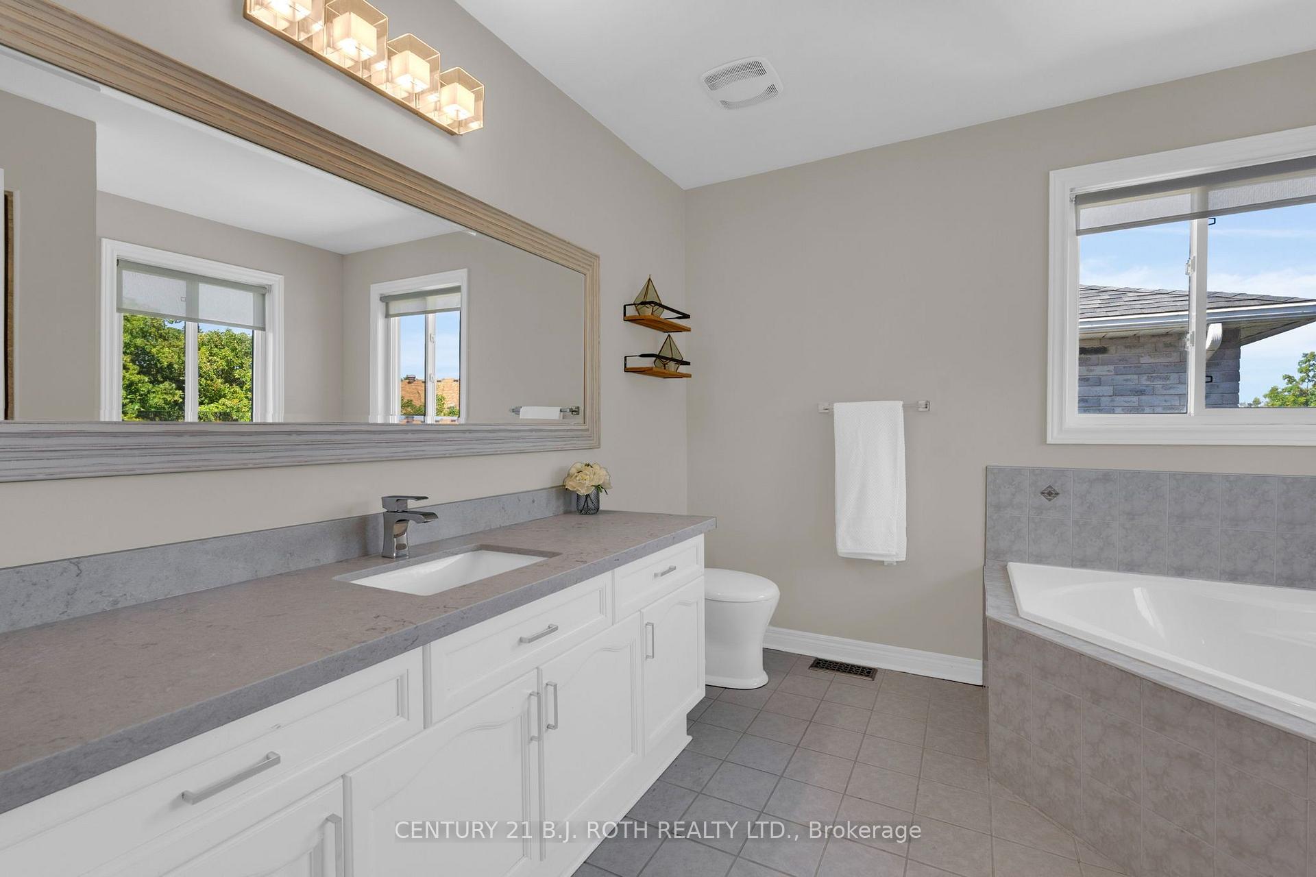 Photo 21 of 168 Cunningham Drive, Barrie, Ardagh — HOMEH
