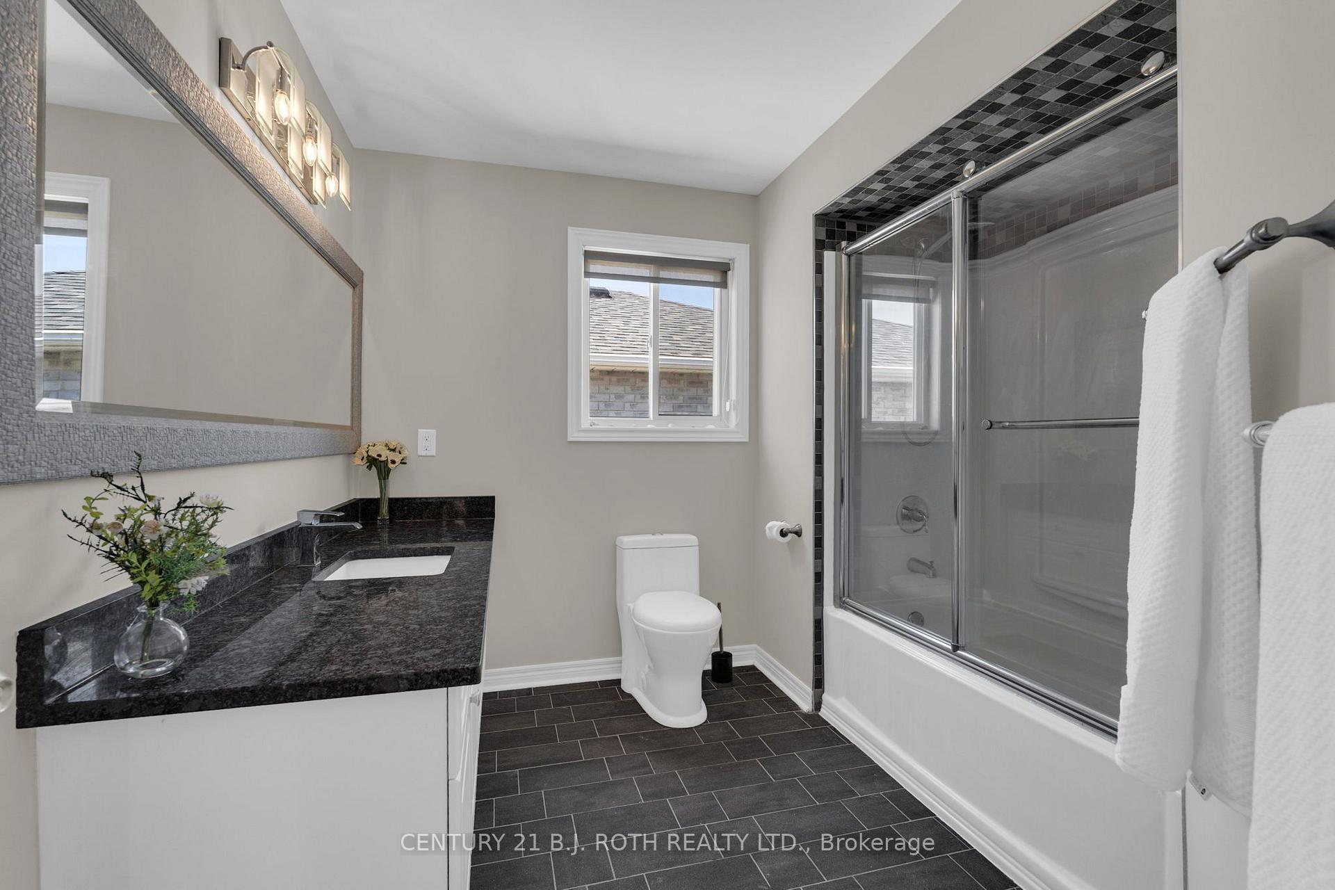 Photo 24 of 168 Cunningham Drive, Barrie, Ardagh — HOMEH