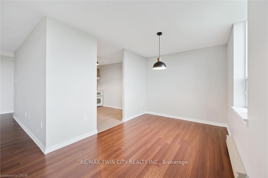 Photo 9 of Unit 1603, 35 Green Valley Drive, Kitchener, Pioneer Park — HOMEH