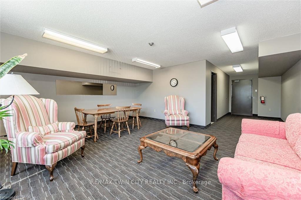 Photo 23 of Unit 1603, 35 Green Valley Drive, Kitchener, Pioneer Park — HOMEH