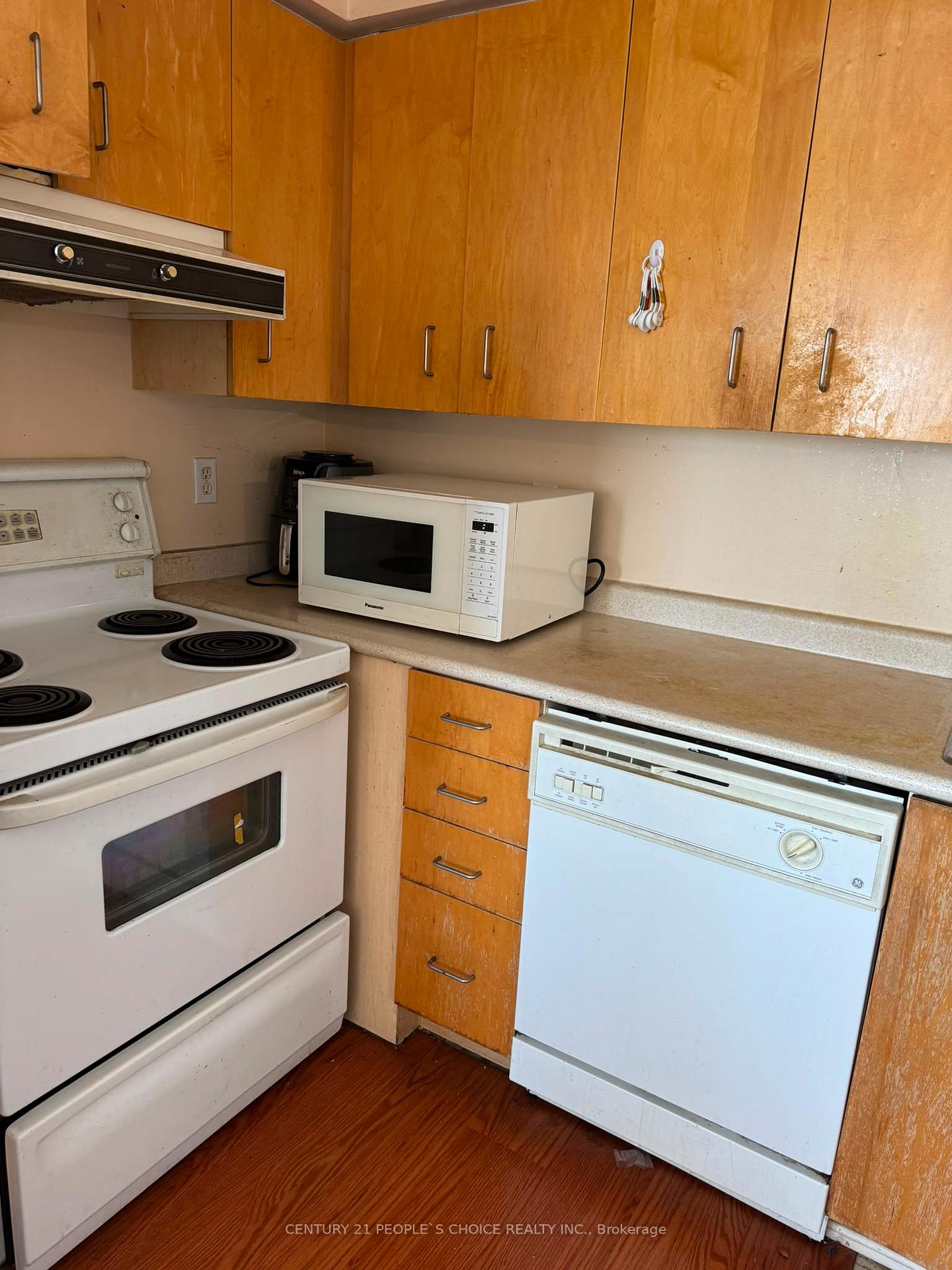 Photo 14 of Unit 1504, 2545 Erin Centre Boulevard, Mississauga, Central Erin Mills — HOMEH