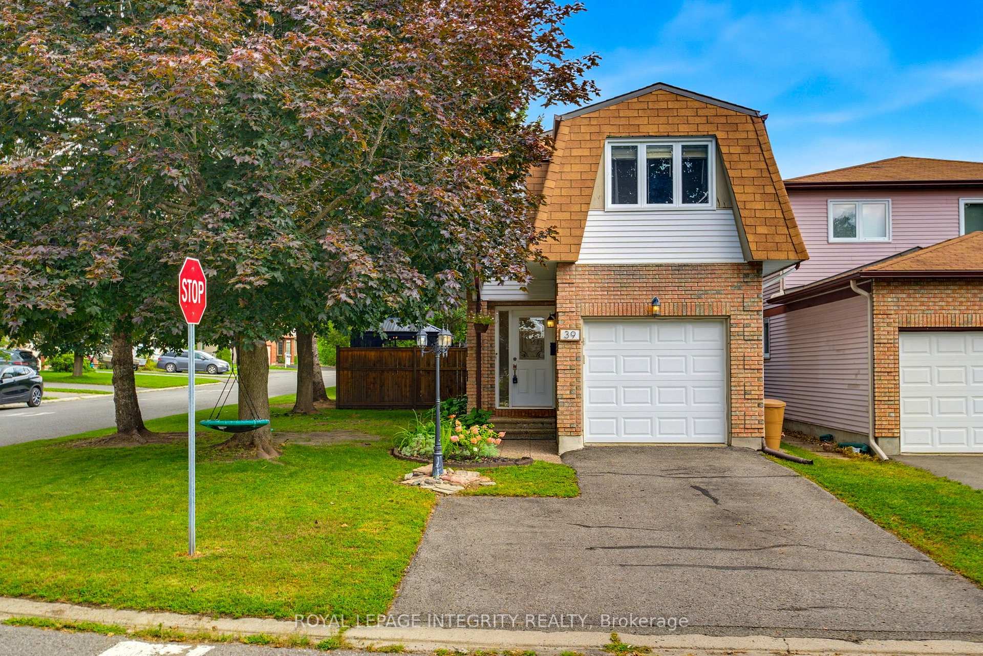 Photo 1 of 39 Ready Way, Ottawa, Barrhaven - Pheasant Run — HOMEH