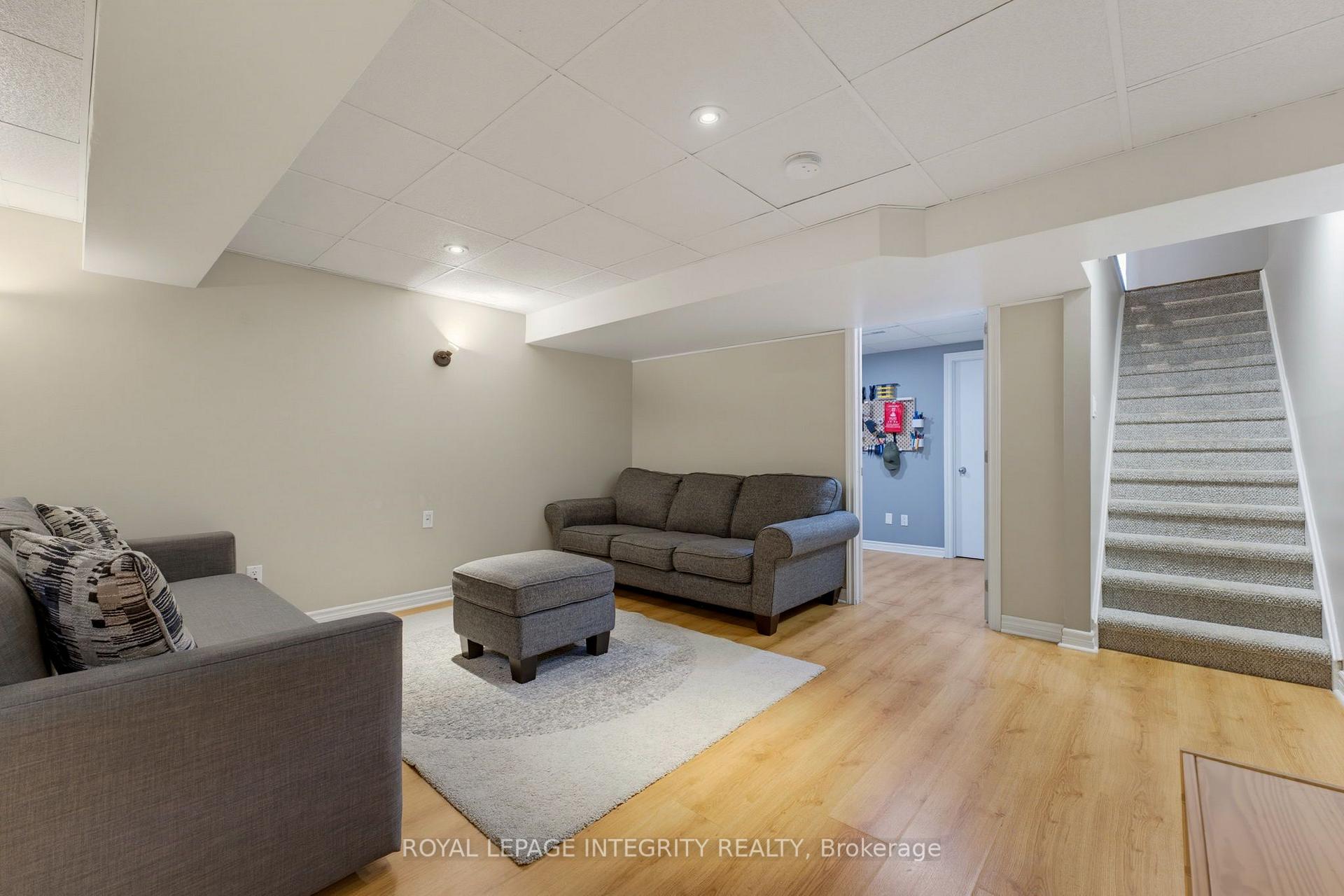 Photo 33 of 39 Ready Way, Ottawa, Barrhaven - Pheasant Run — HOMEH