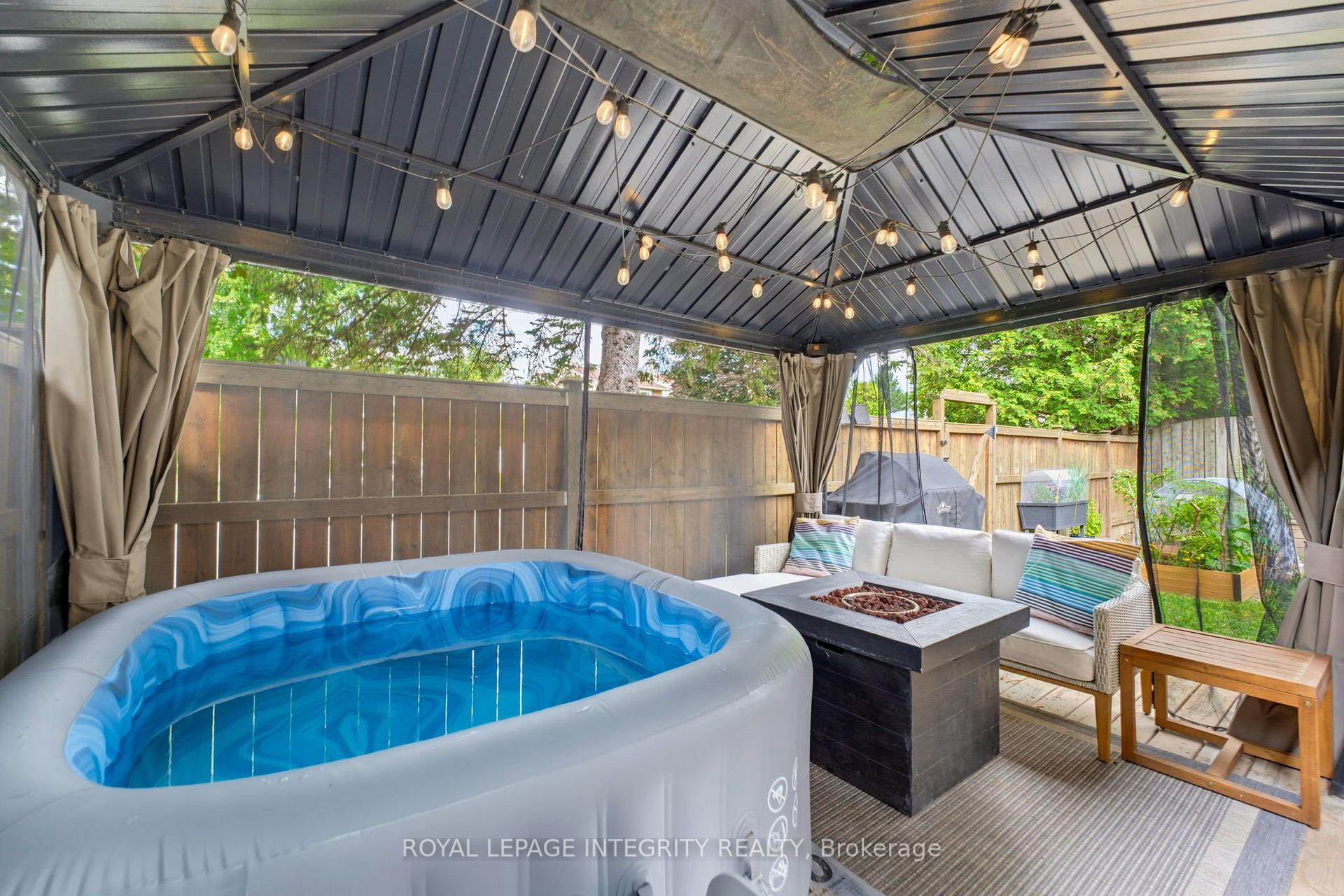 Photo 37 of 39 Ready Way, Ottawa, Barrhaven - Pheasant Run — HOMEH