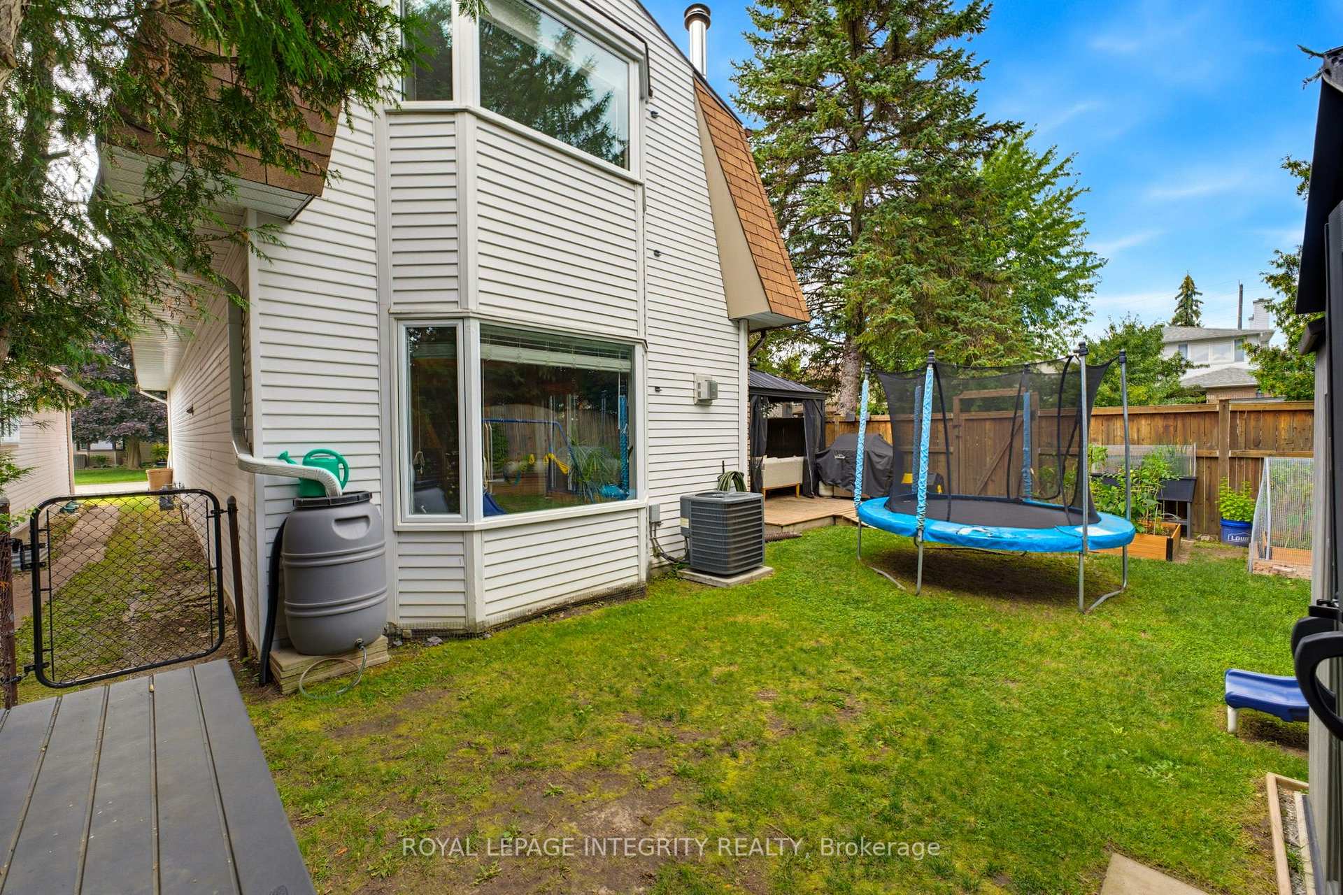 Photo 38 of 39 Ready Way, Ottawa, Barrhaven - Pheasant Run — HOMEH