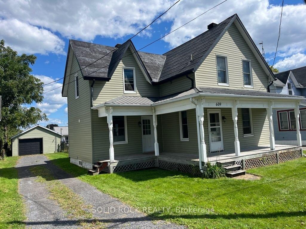 Photo of 609 East Street E
