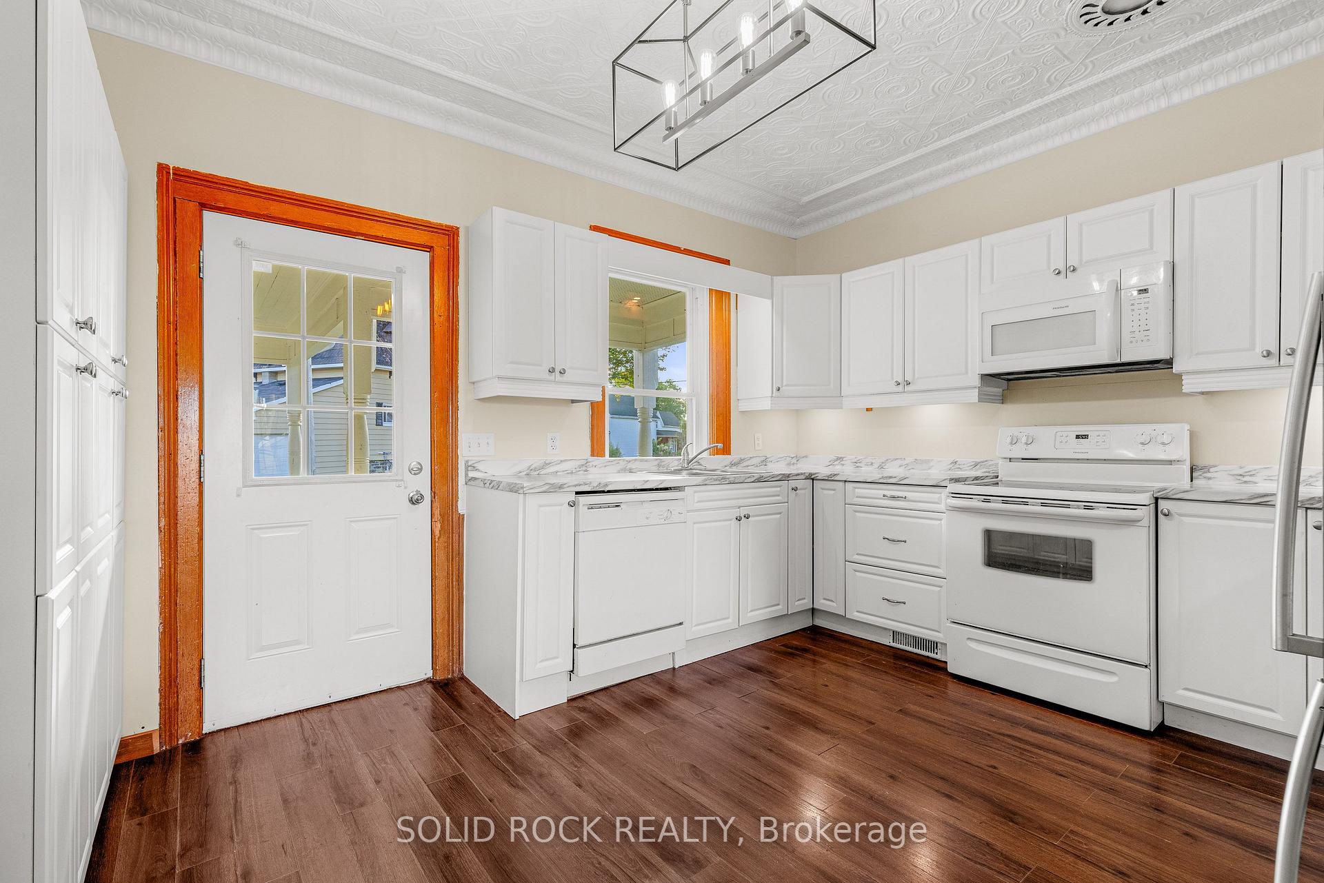 Photo 15 of 609 East Street E, Edwardsburgh/Cardinal, Town of Cardinal — HOMEH