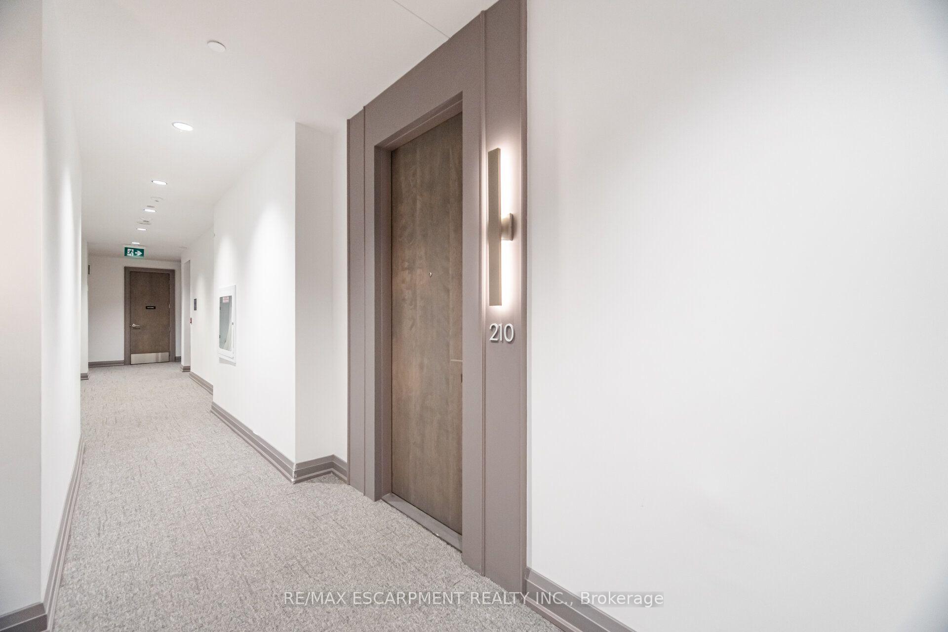 Photo 7 of Unit 210, 42 Mill Street, Halton Hills, Georgetown — HOMEH
