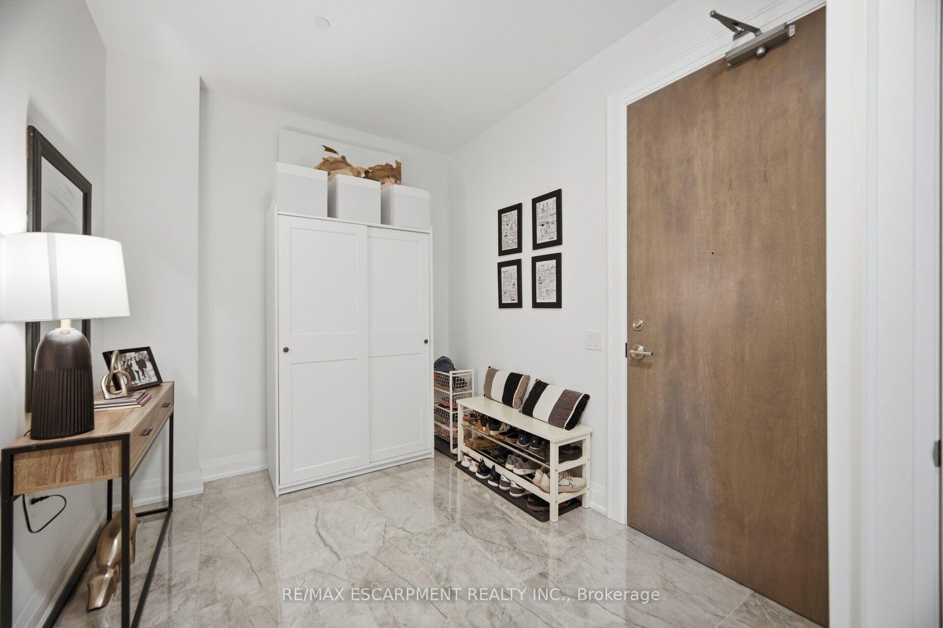 Photo 8 of Unit 210, 42 Mill Street, Halton Hills, Georgetown — HOMEH