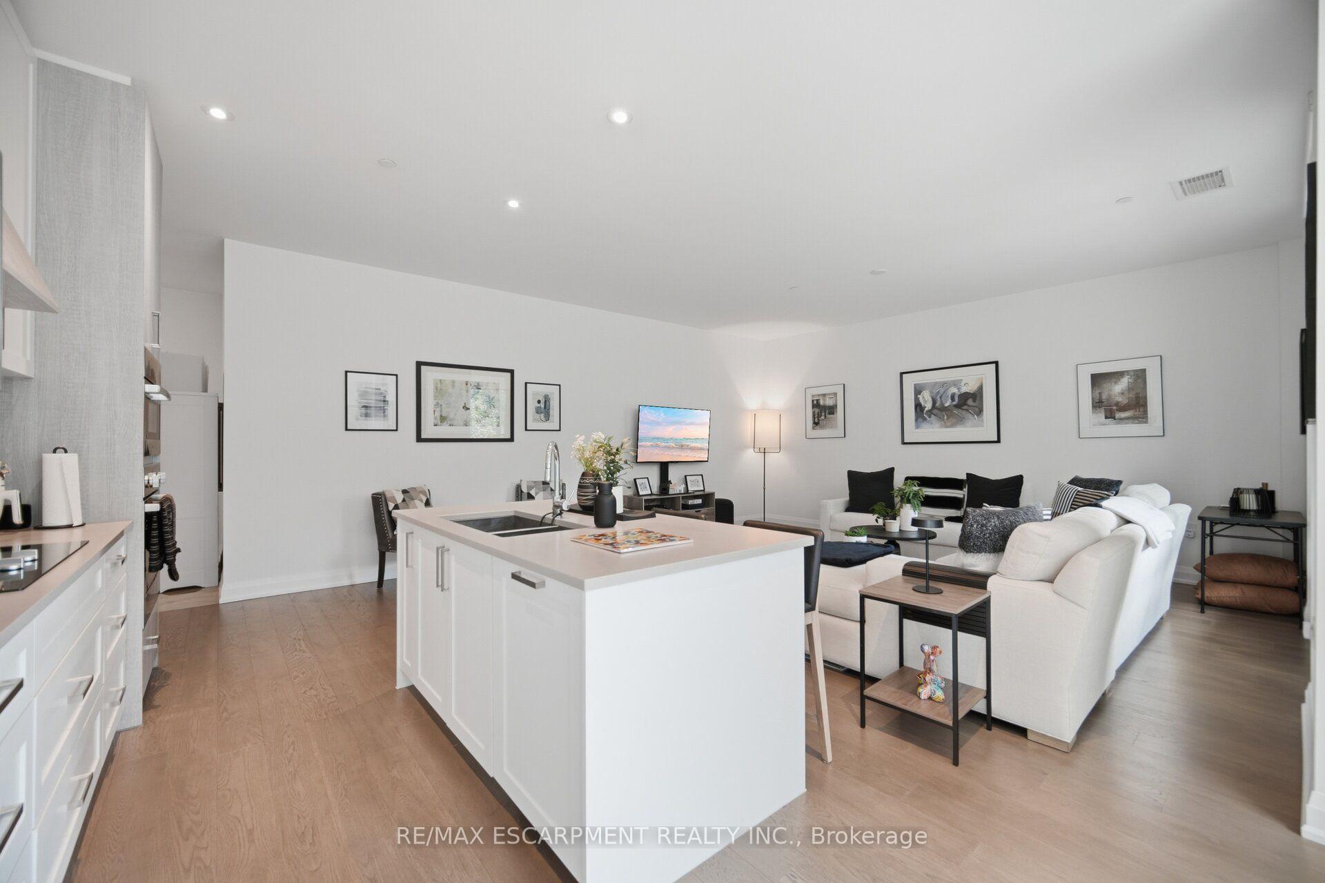 Photo 14 of Unit 210, 42 Mill Street, Halton Hills, Georgetown — HOMEH