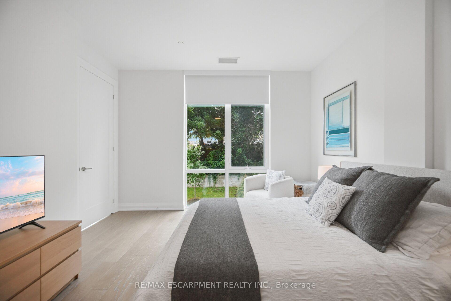 Photo 24 of Unit 210, 42 Mill Street, Halton Hills, Georgetown — HOMEH