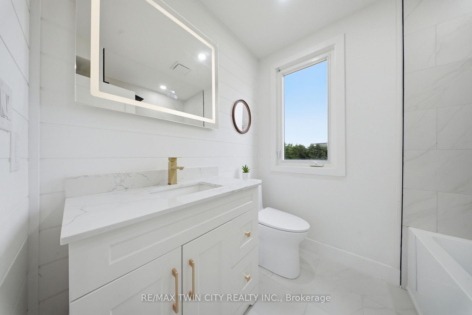 Photo 17 of 92 Fairview Drive, Brantford, Fairview/Greenbrier — HOMEH