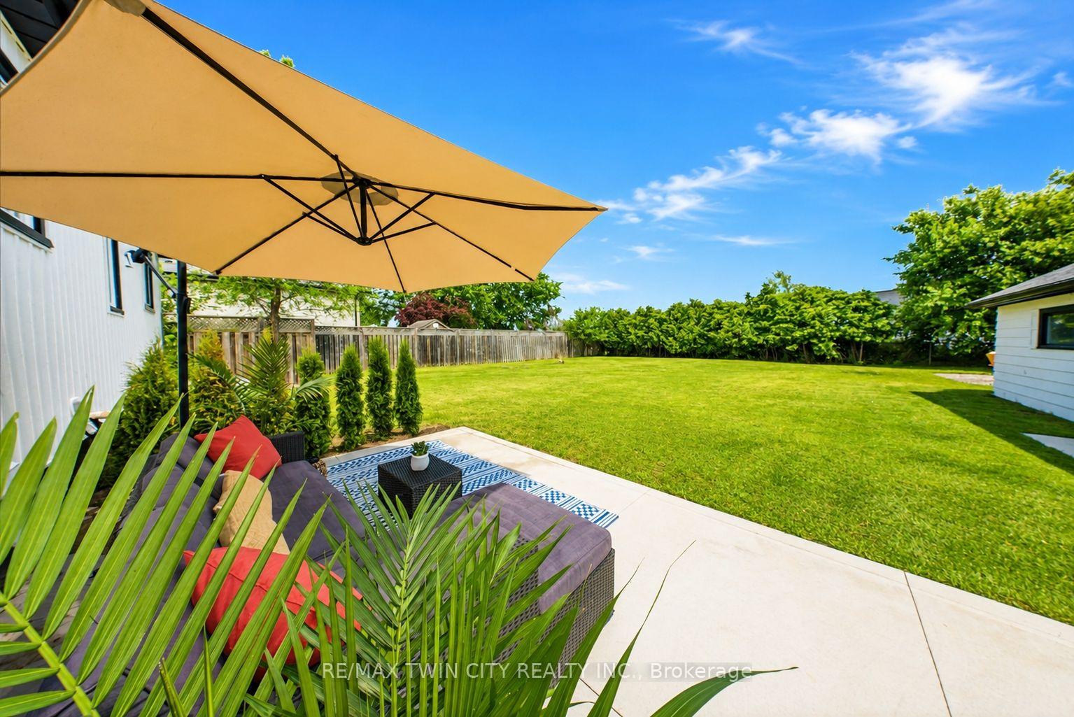 Photo 29 of 92 Fairview Drive, Brantford, Fairview/Greenbrier — HOMEH