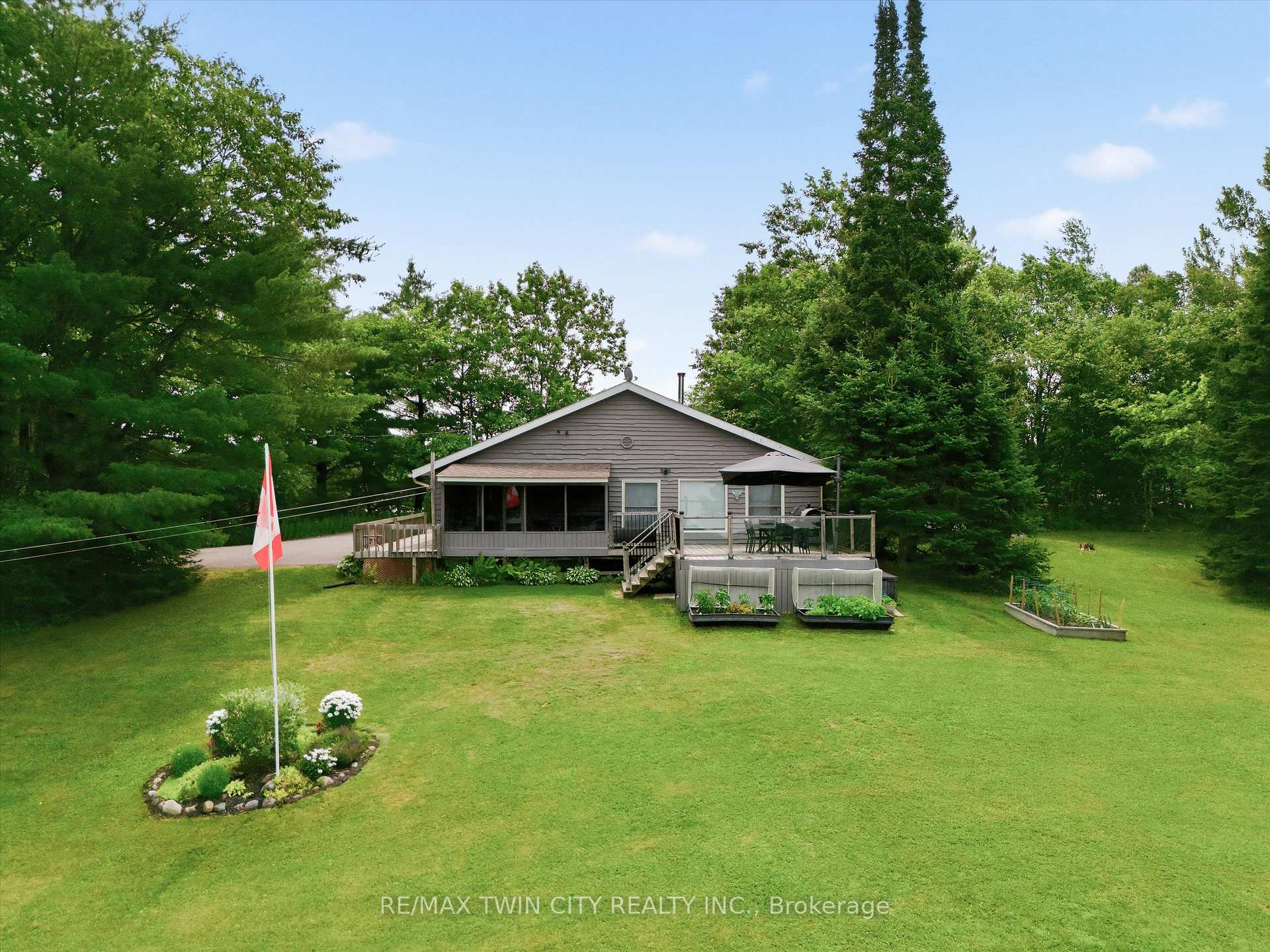 Photo 2 of 51 Mckellar Lake Road, McKellar — HOMEH