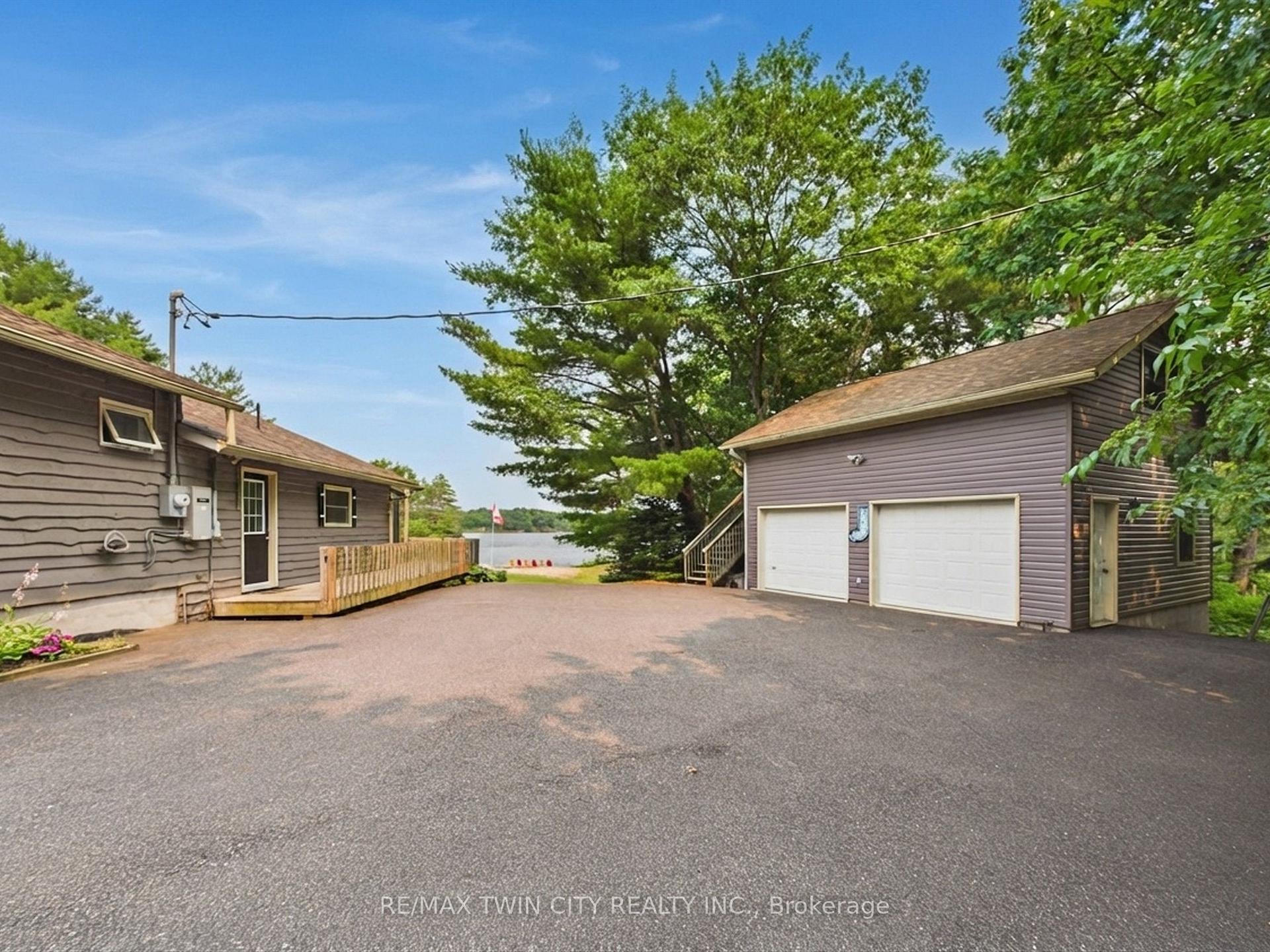 Photo 40 of 51 Mckellar Lake Road, McKellar — HOMEH