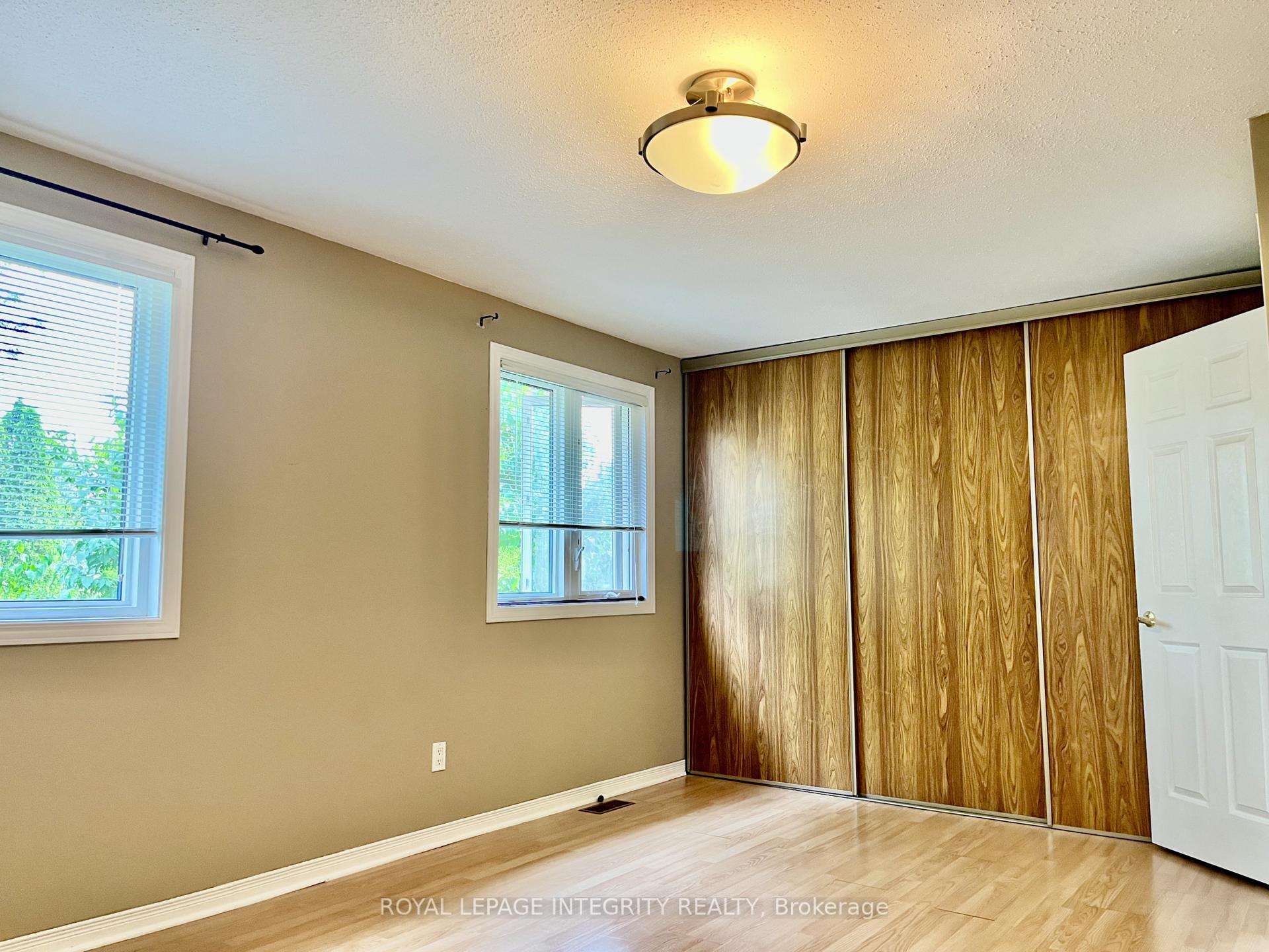 Photo 10 of 1843 Prestwick Drive, Ottawa, Queenswood Heights South — HOMEH