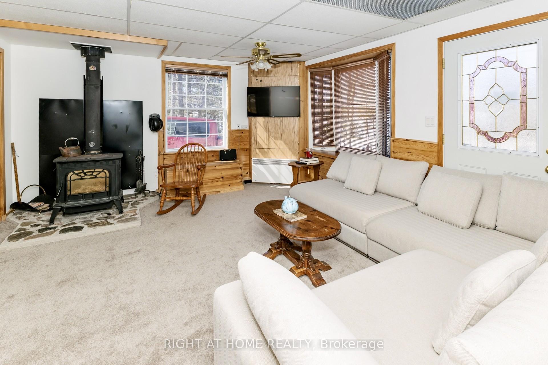 Photo 8 of 16366 Hwy 35, Algonquin Highlands, Stanhope — HOMEH