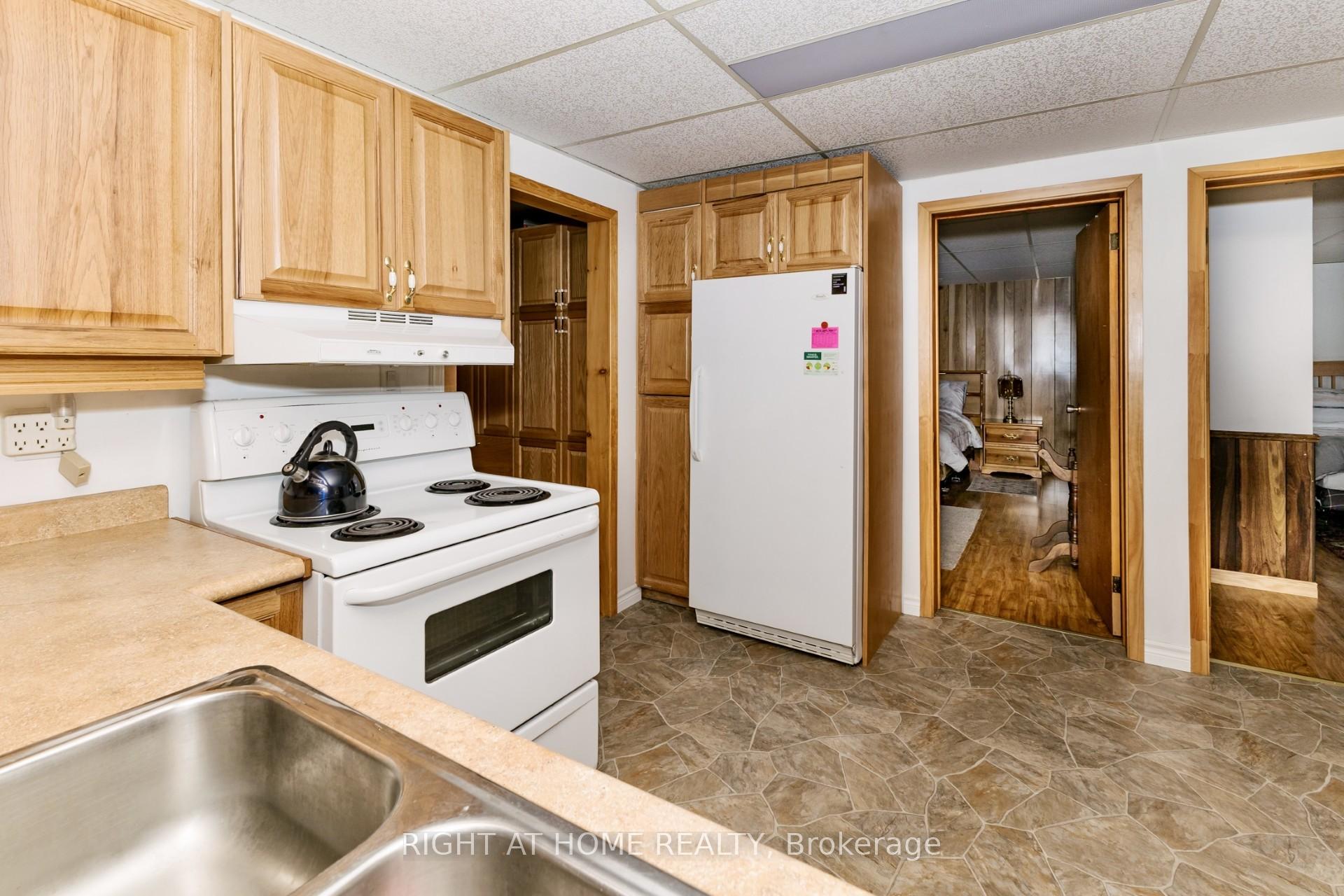 Photo 9 of 16366 Hwy 35, Algonquin Highlands, Stanhope — HOMEH