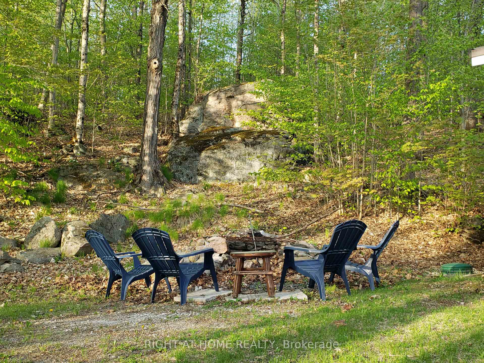 Photo 11 of 16366 Hwy 35, Algonquin Highlands, Stanhope — HOMEH