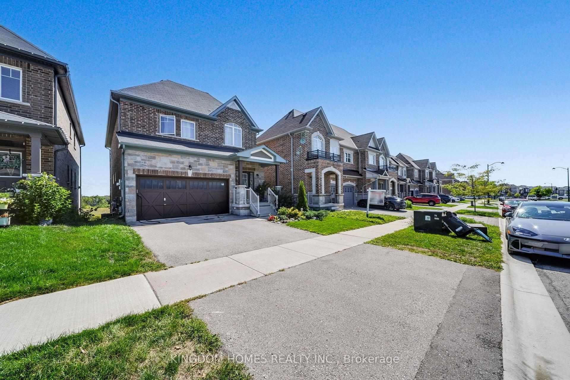 Photo 2 of 1152 Peelar Crescent, Innisfil, Lefroy — HOMEH