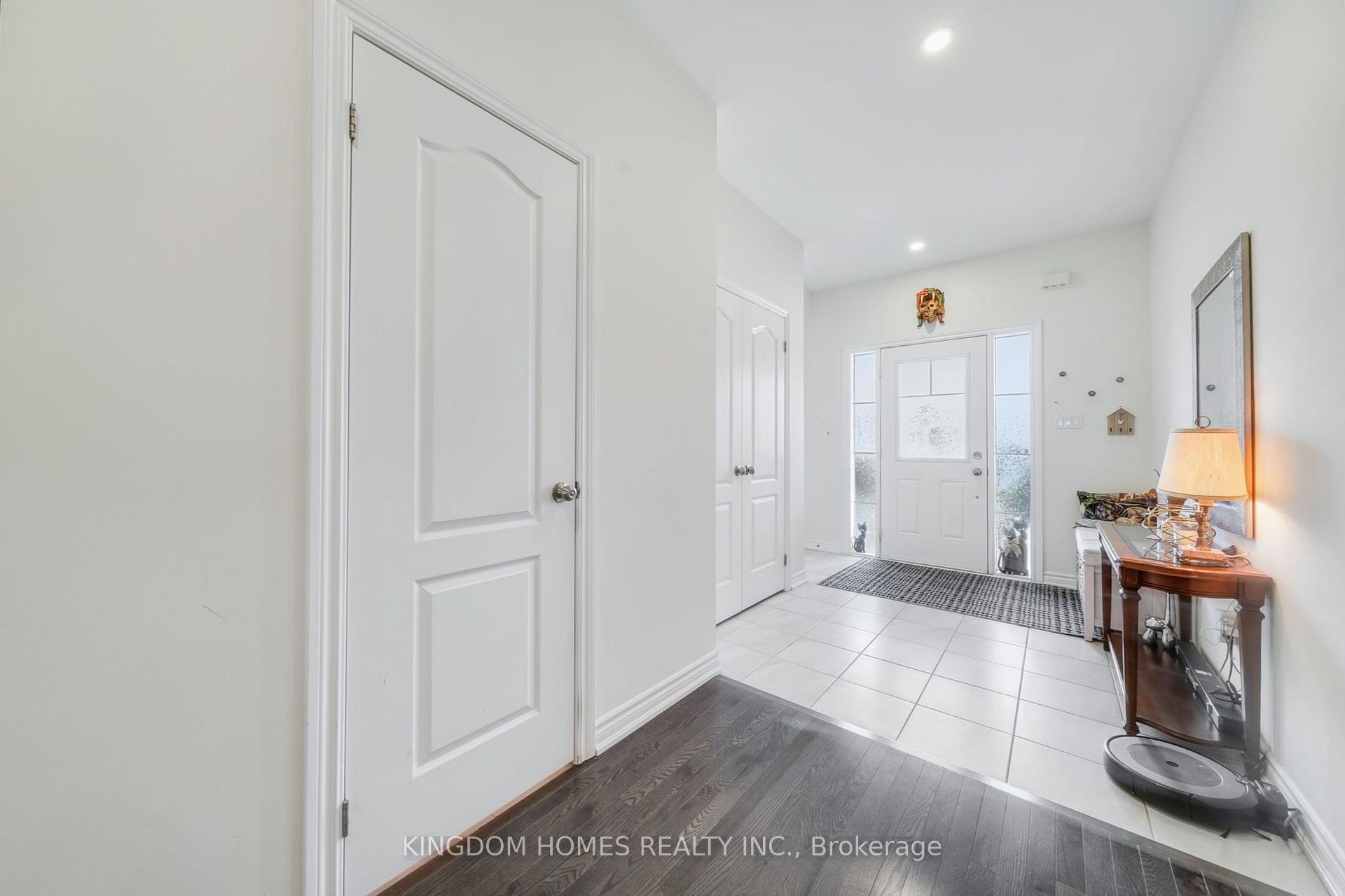 Photo 8 of 1152 Peelar Crescent, Innisfil, Lefroy — HOMEH