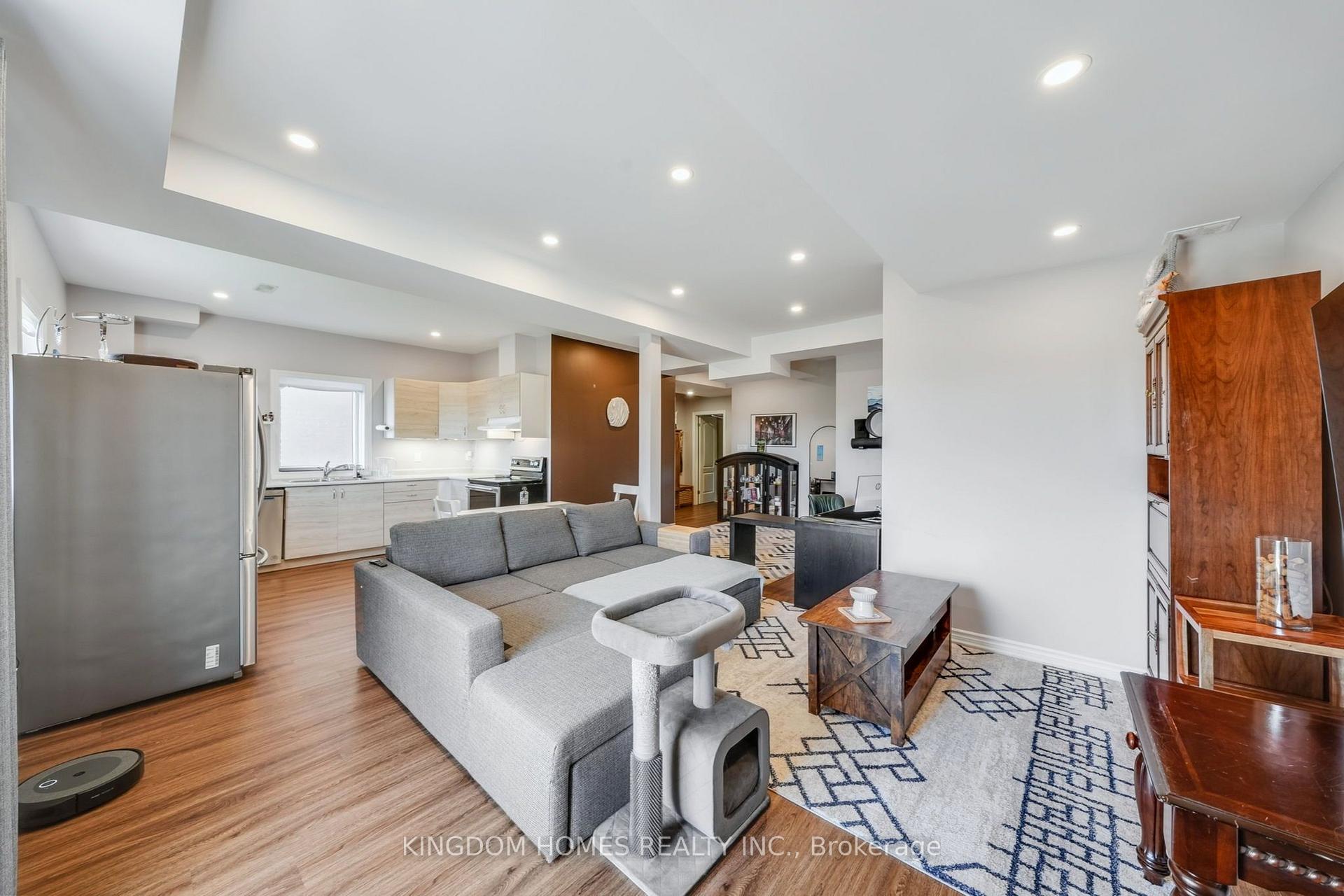 Photo 36 of 1152 Peelar Crescent, Innisfil, Lefroy — HOMEH