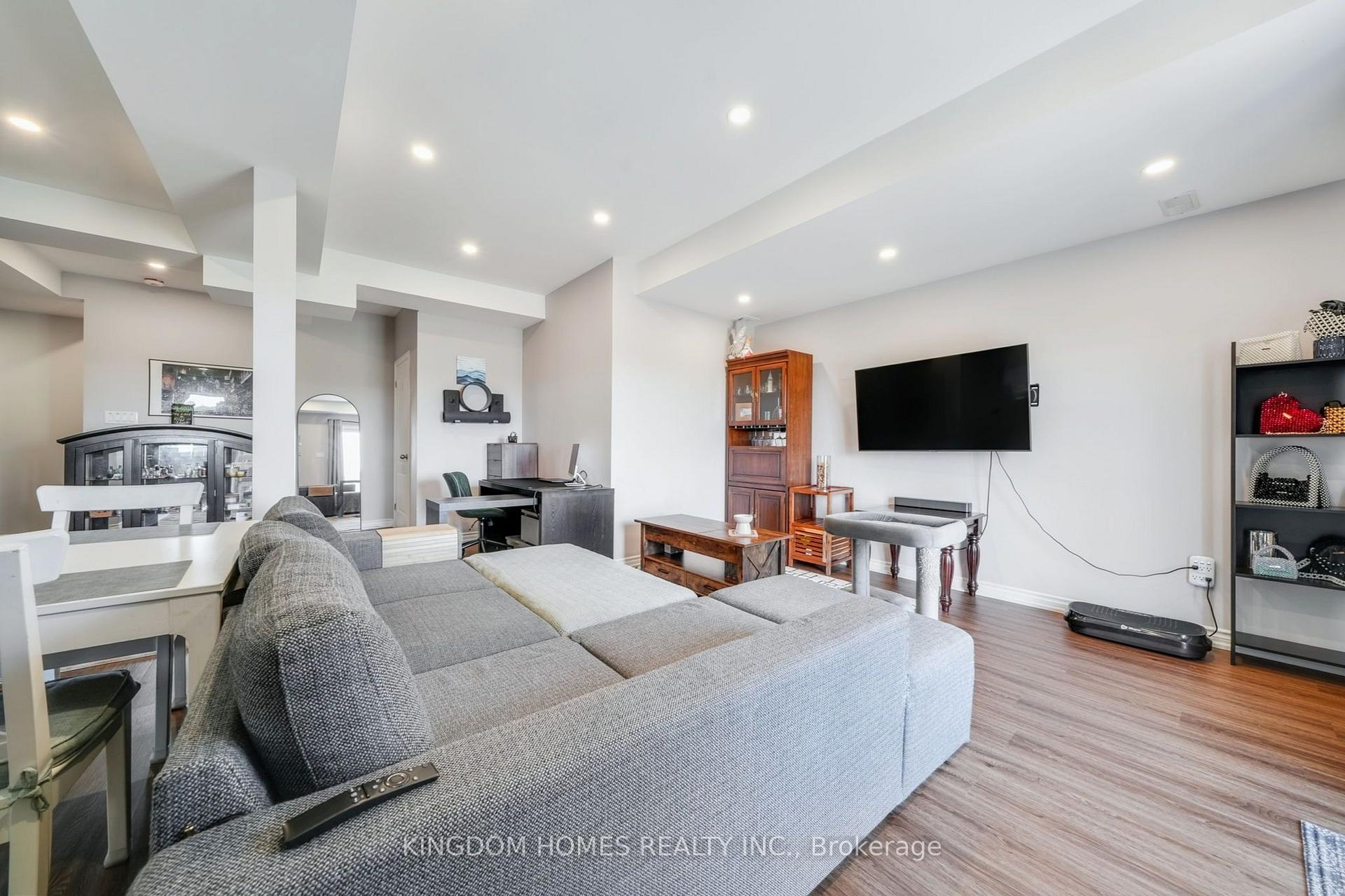 Photo 37 of 1152 Peelar Crescent, Innisfil, Lefroy — HOMEH
