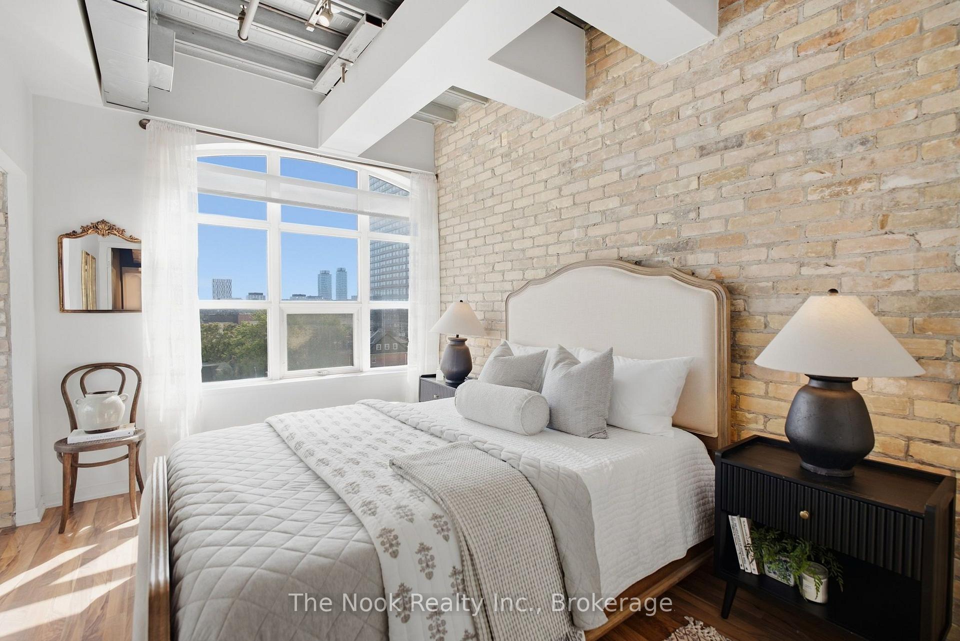 Photo 11 of Unit 603, 736 Dundas Street E, Toronto, Regent Park — HOMEH