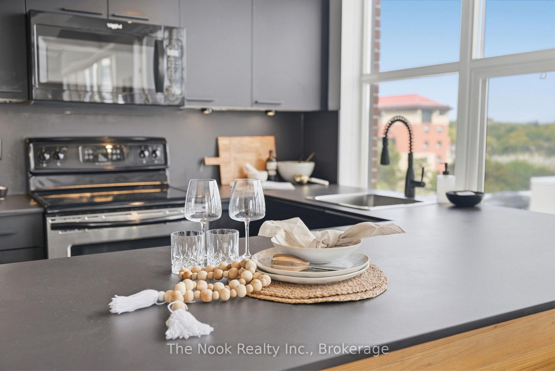 Photo 18 of Unit 603, 736 Dundas Street E, Toronto, Regent Park — HOMEH