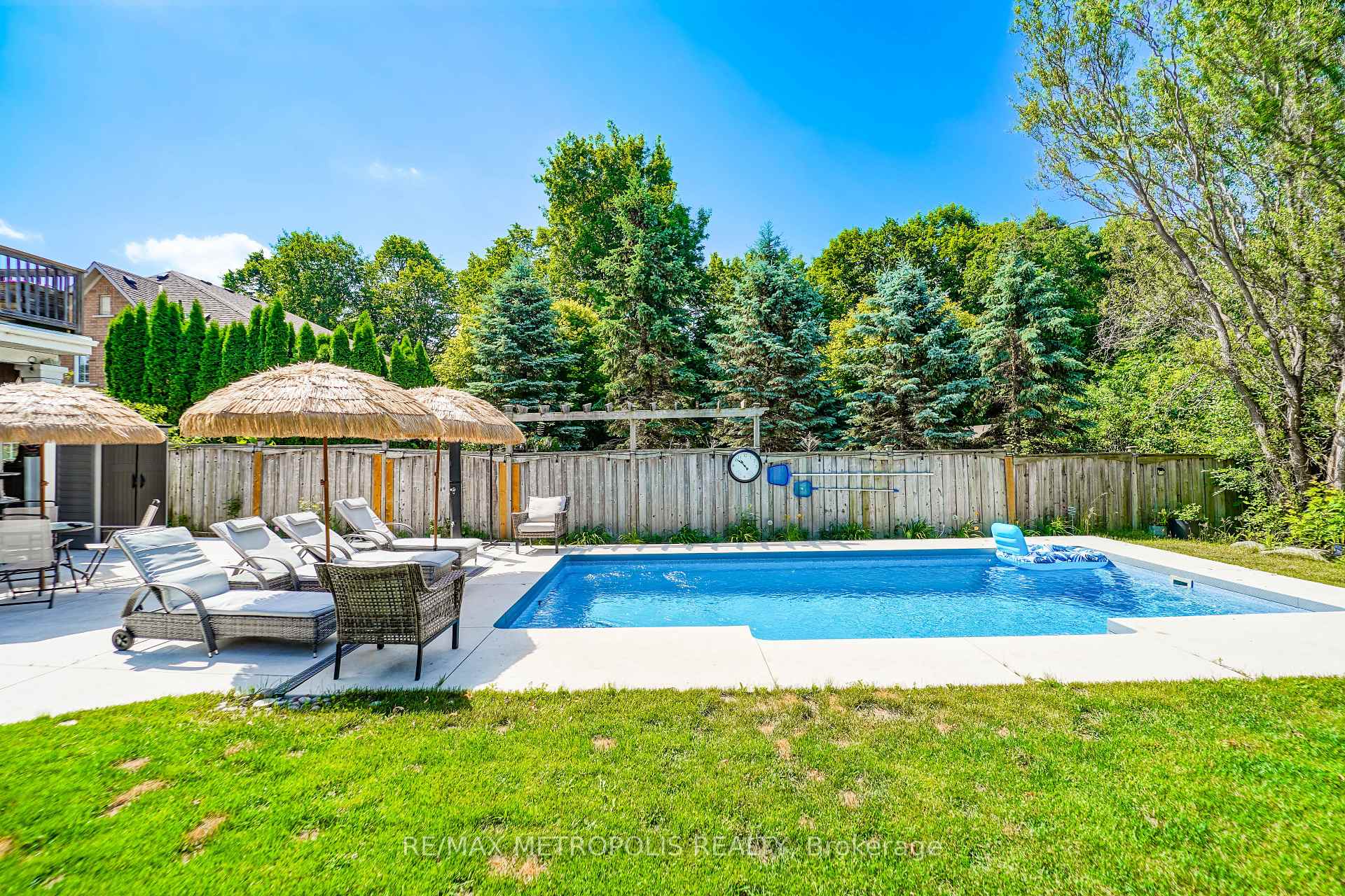 Photo 6 of 114 Selwyn Road, Richmond Hill, Jefferson — HOMEH