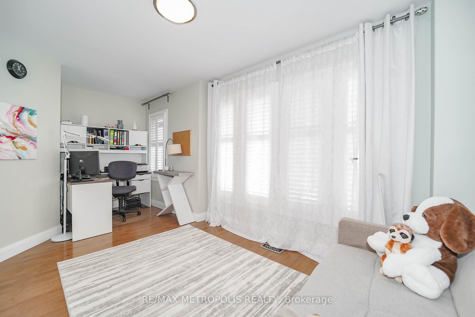Photo 38 of 114 Selwyn Road, Richmond Hill, Jefferson — HOMEH
