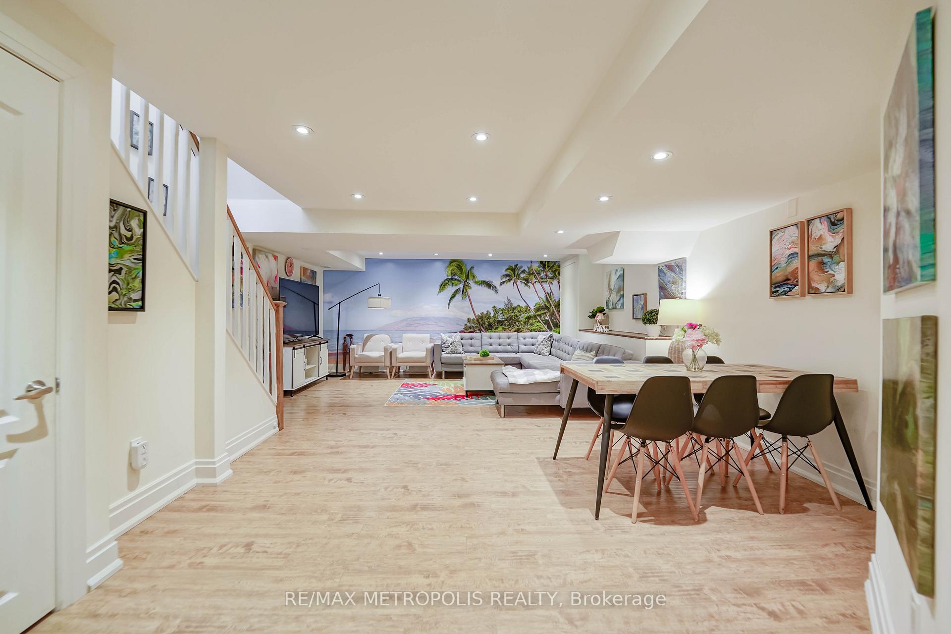 Photo 47 of 114 Selwyn Road, Richmond Hill, Jefferson — HOMEH