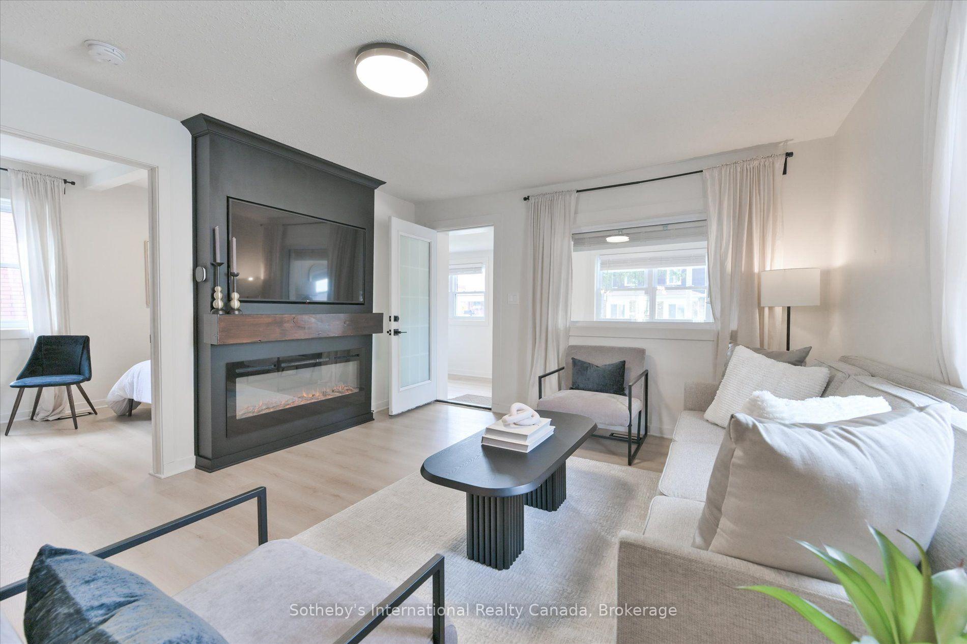 Photo 7 of 4686 Third Avenue, Niagara Falls, Cherrywood — HOMEH