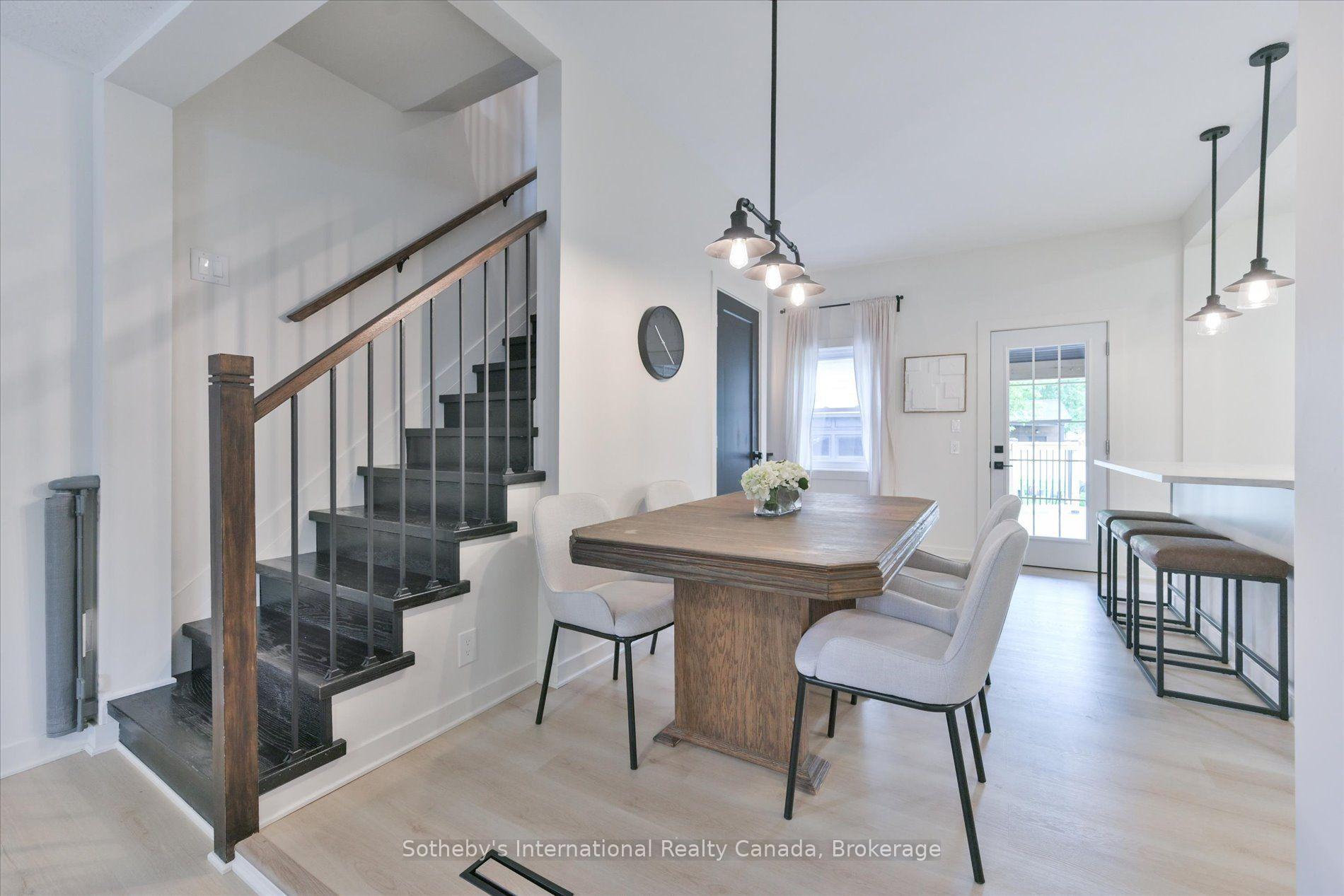 Photo 11 of 4686 Third Avenue, Niagara Falls, Cherrywood — HOMEH