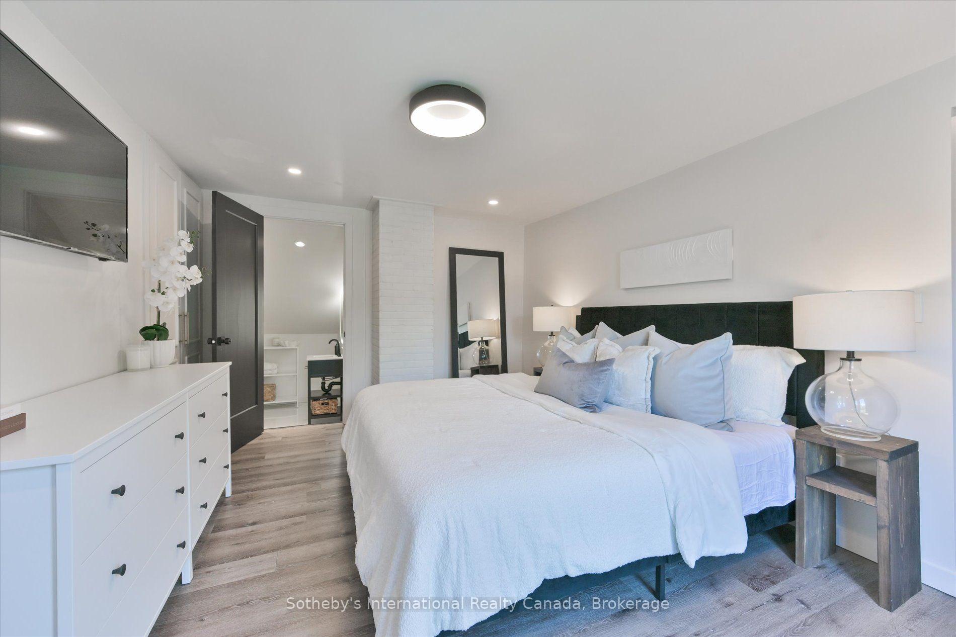 Photo 27 of 4686 Third Avenue, Niagara Falls, Cherrywood — HOMEH