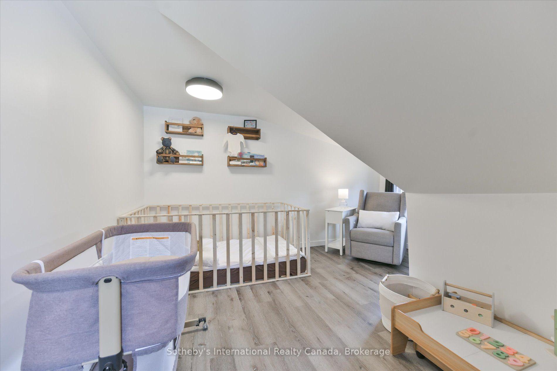 Photo 34 of 4686 Third Avenue, Niagara Falls, Cherrywood — HOMEH