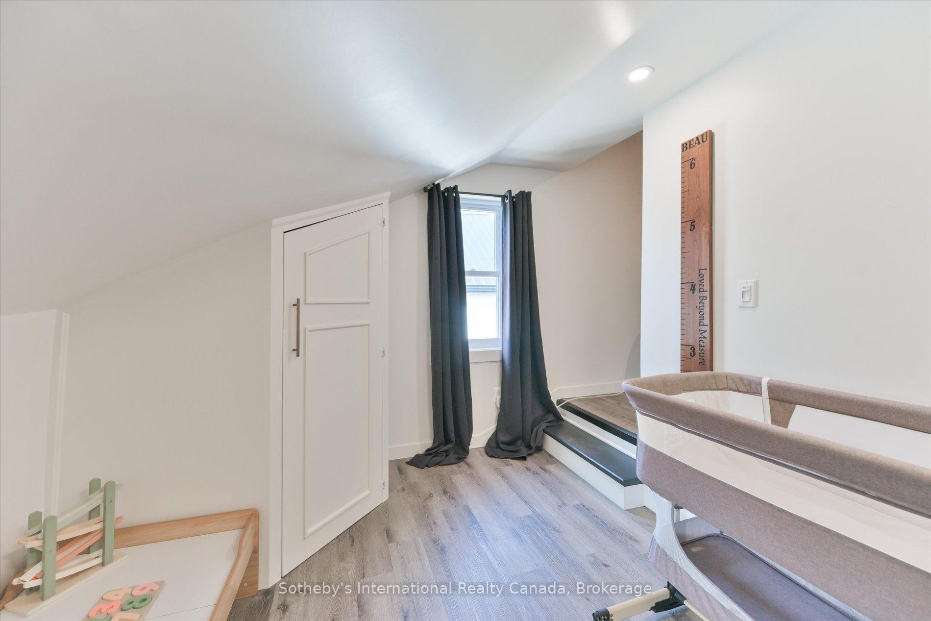 Photo 36 of 4686 Third Avenue, Niagara Falls, Cherrywood — HOMEH