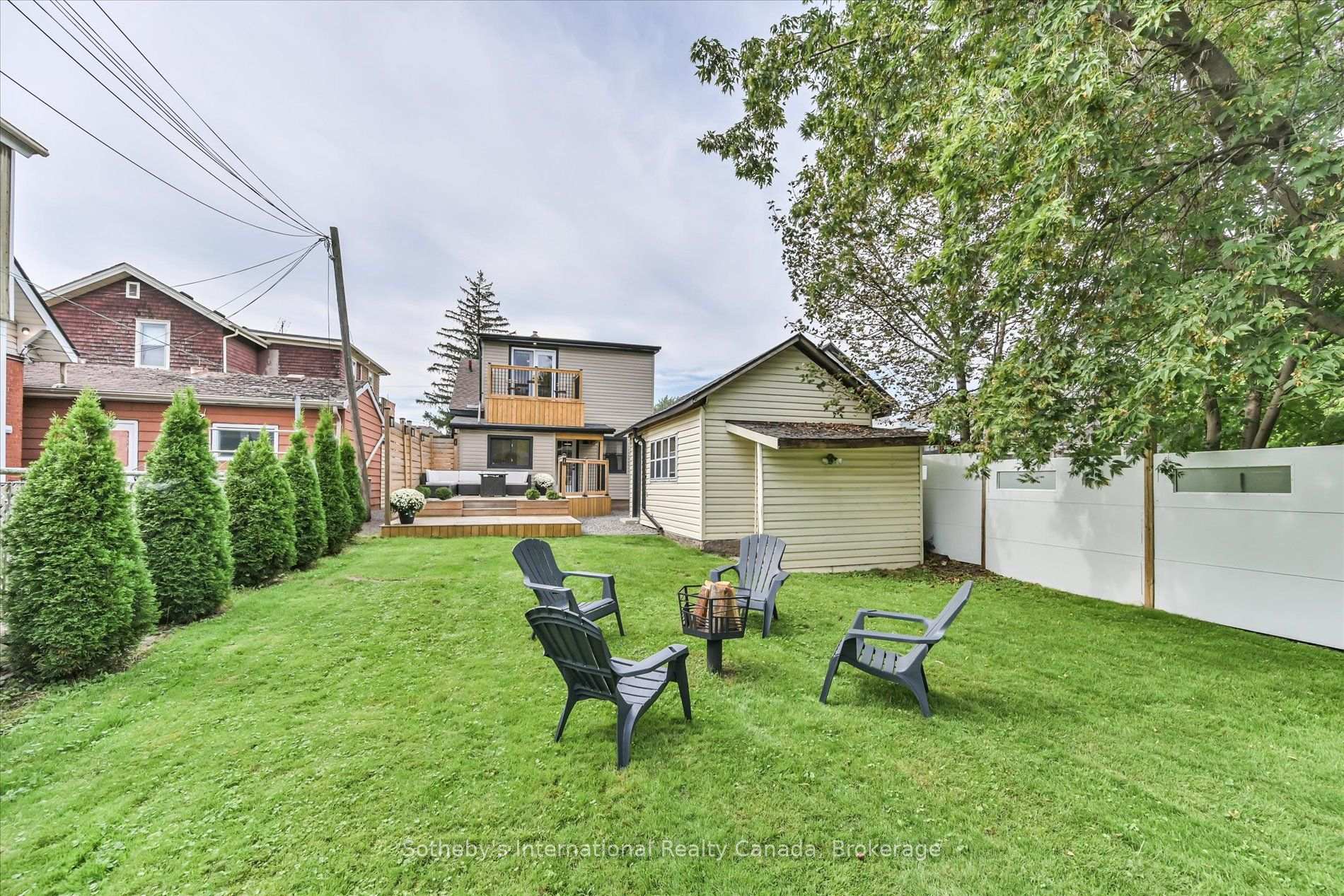 Photo 42 of 4686 Third Avenue, Niagara Falls, Cherrywood — HOMEH