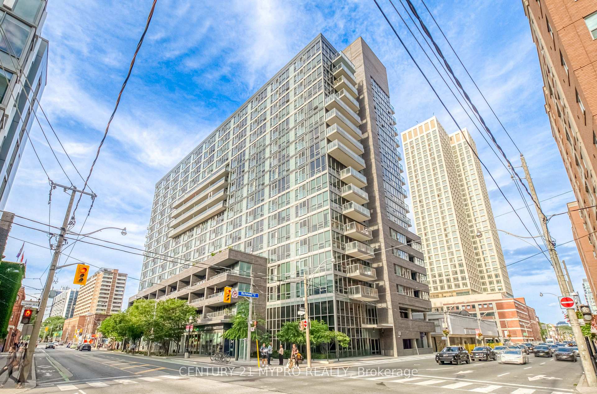 Photo of Unit 602, 320 Richmond Street E
