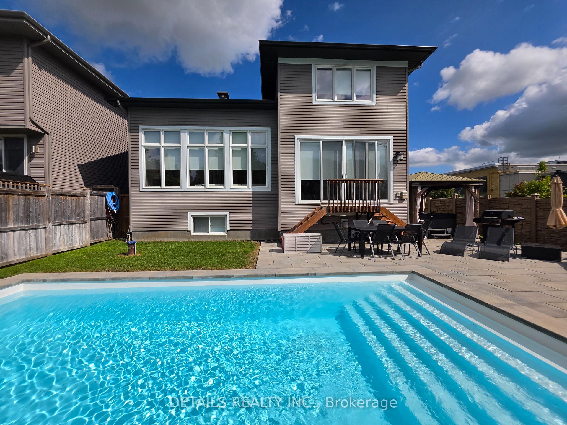 Photo 32 of 764 Kirkham Crescent, Ottawa, Btwn Franktown Rd. & Fallowfield Rd. — HOMEH