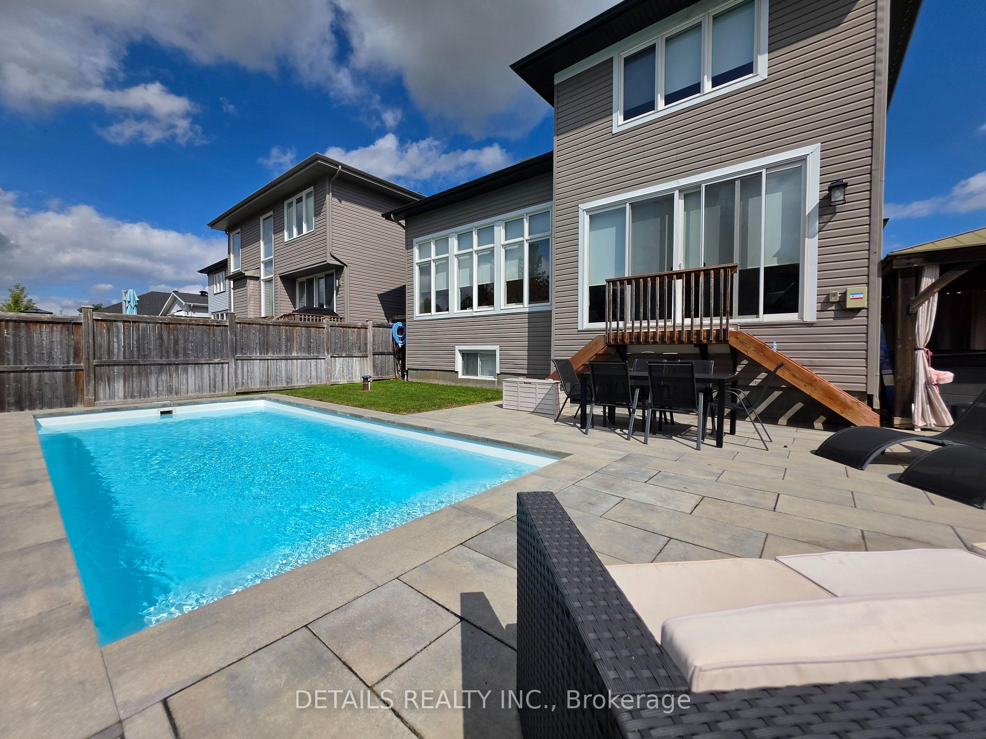 Photo 33 of 764 Kirkham Crescent, Ottawa, Btwn Franktown Rd. & Fallowfield Rd. — HOMEH