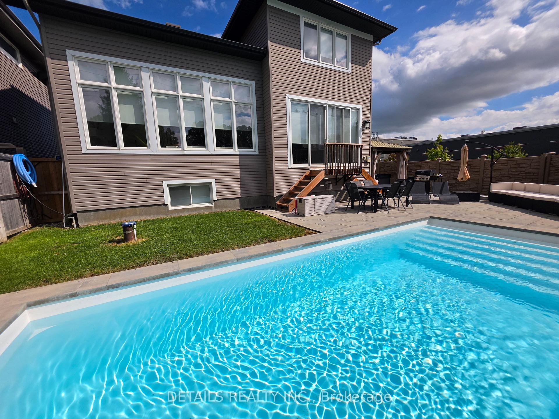 Photo 34 of 764 Kirkham Crescent, Ottawa, Btwn Franktown Rd. & Fallowfield Rd. — HOMEH