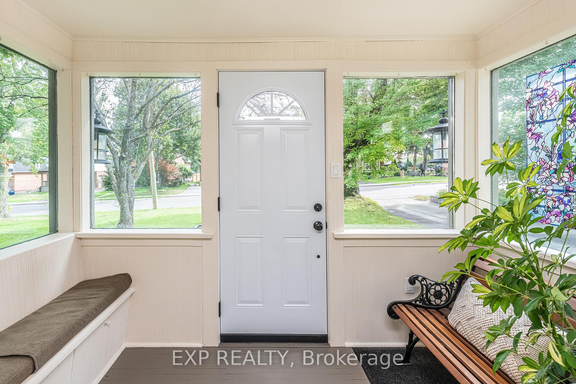 Photo 6 of 7 Third Avenue, Orangeville — HOMEH