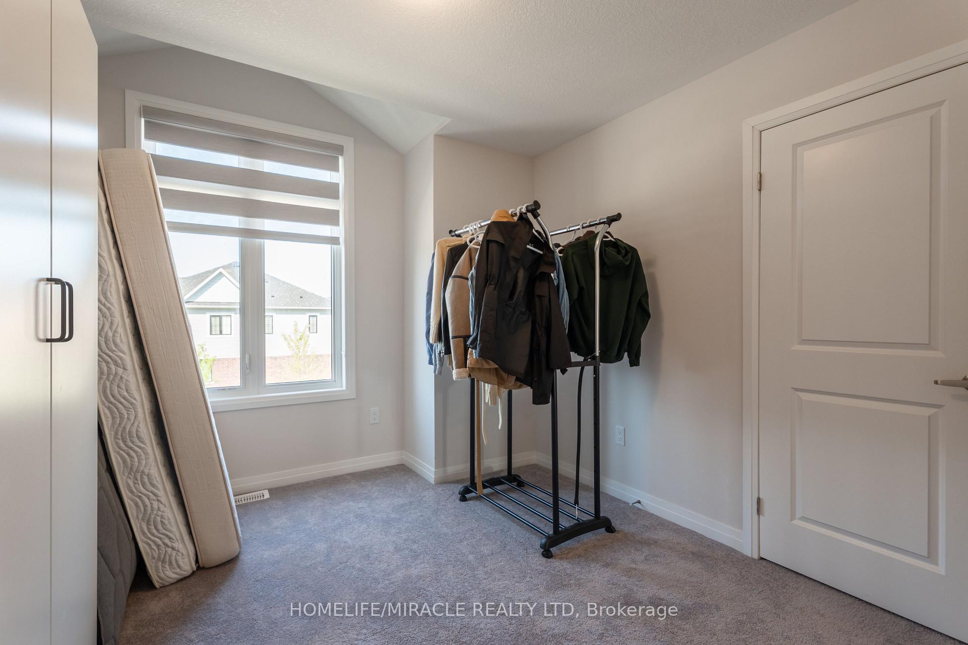 Photo 27 of 69 Mary Watson Street, North Dumfries, Ayr — HOMEH