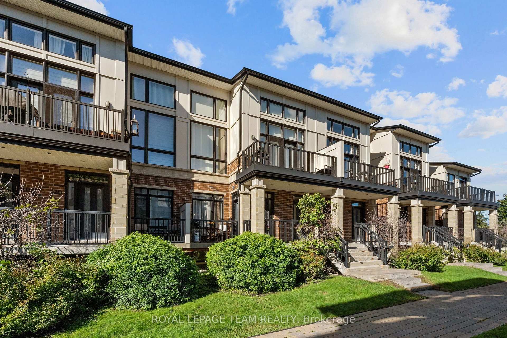 Photo 3 of 212 Pembina Private, Ottawa, Riverside South/Gloucester Glen — HOMEH