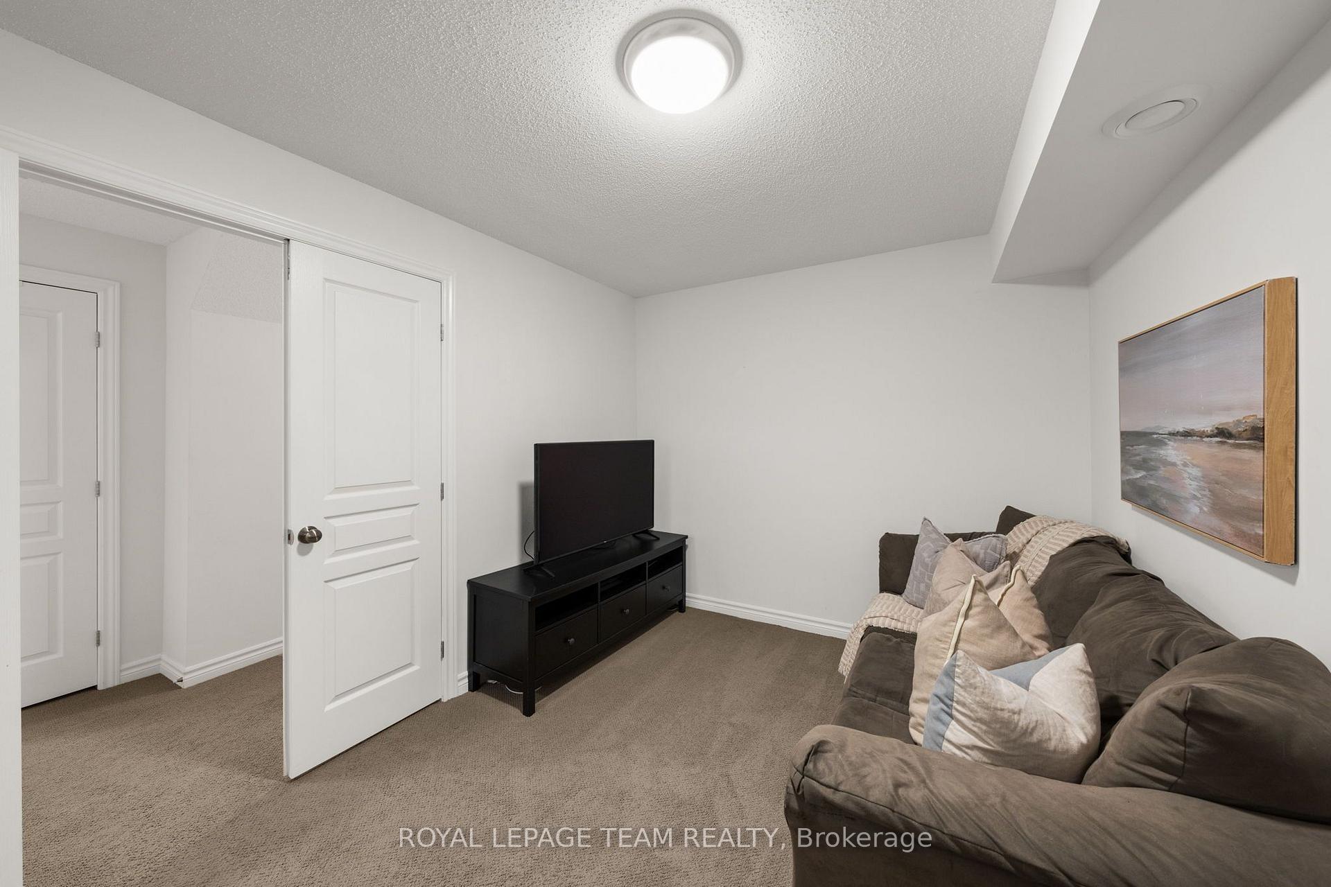 Photo 31 of 212 Pembina Private, Ottawa, Riverside South/Gloucester Glen — HOMEH