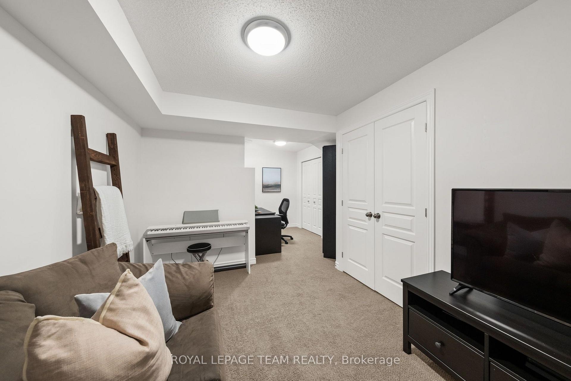 Photo 32 of 212 Pembina Private, Ottawa, Riverside South/Gloucester Glen — HOMEH