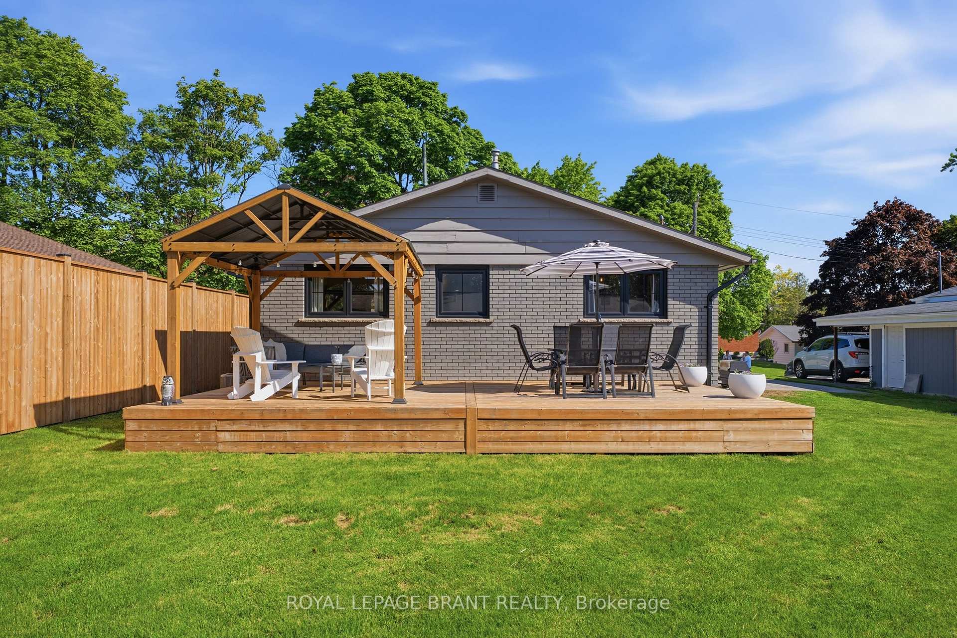 Photo 17 of 6 Mccammon Street, Brant, Paris — HOMEH